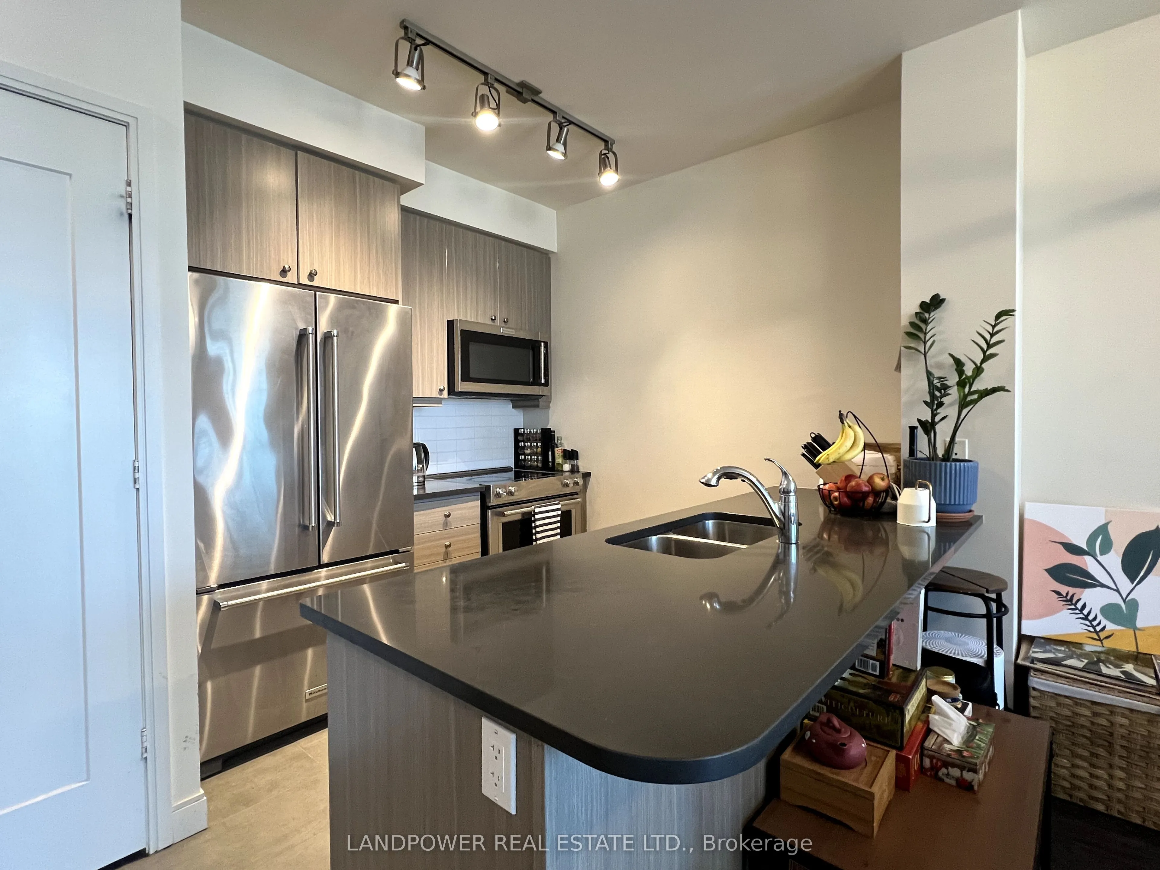 825 Church Street, #1801