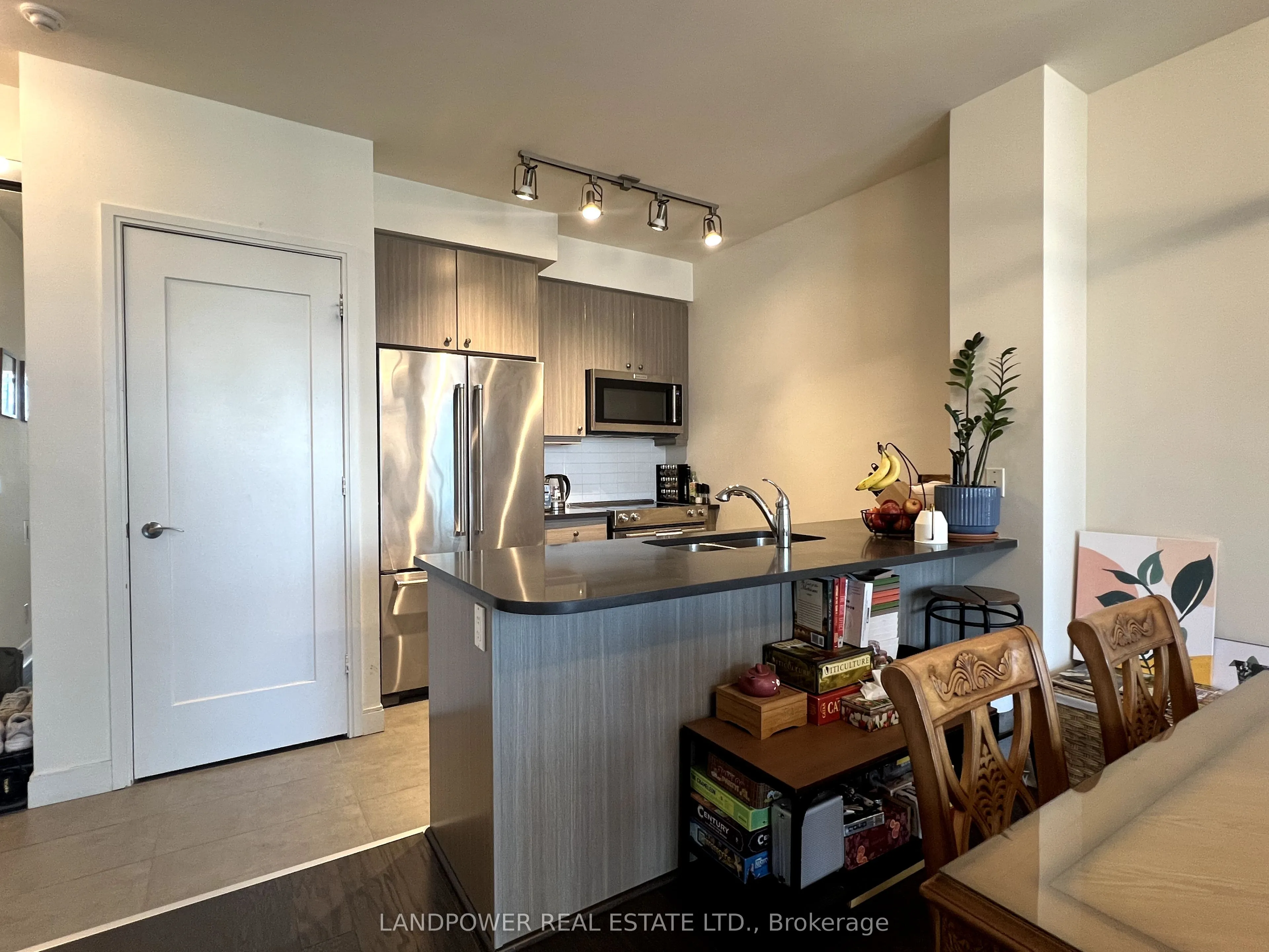 825 Church Street, #1801