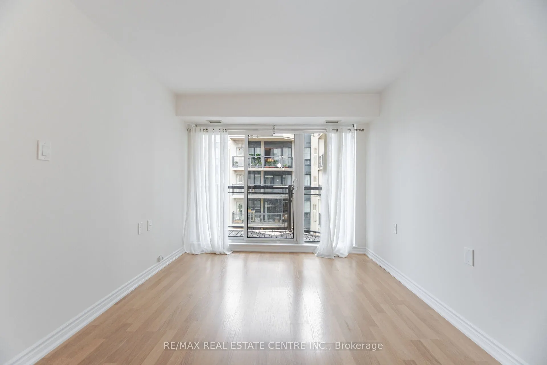 872 Sheppard Avenue W, #616