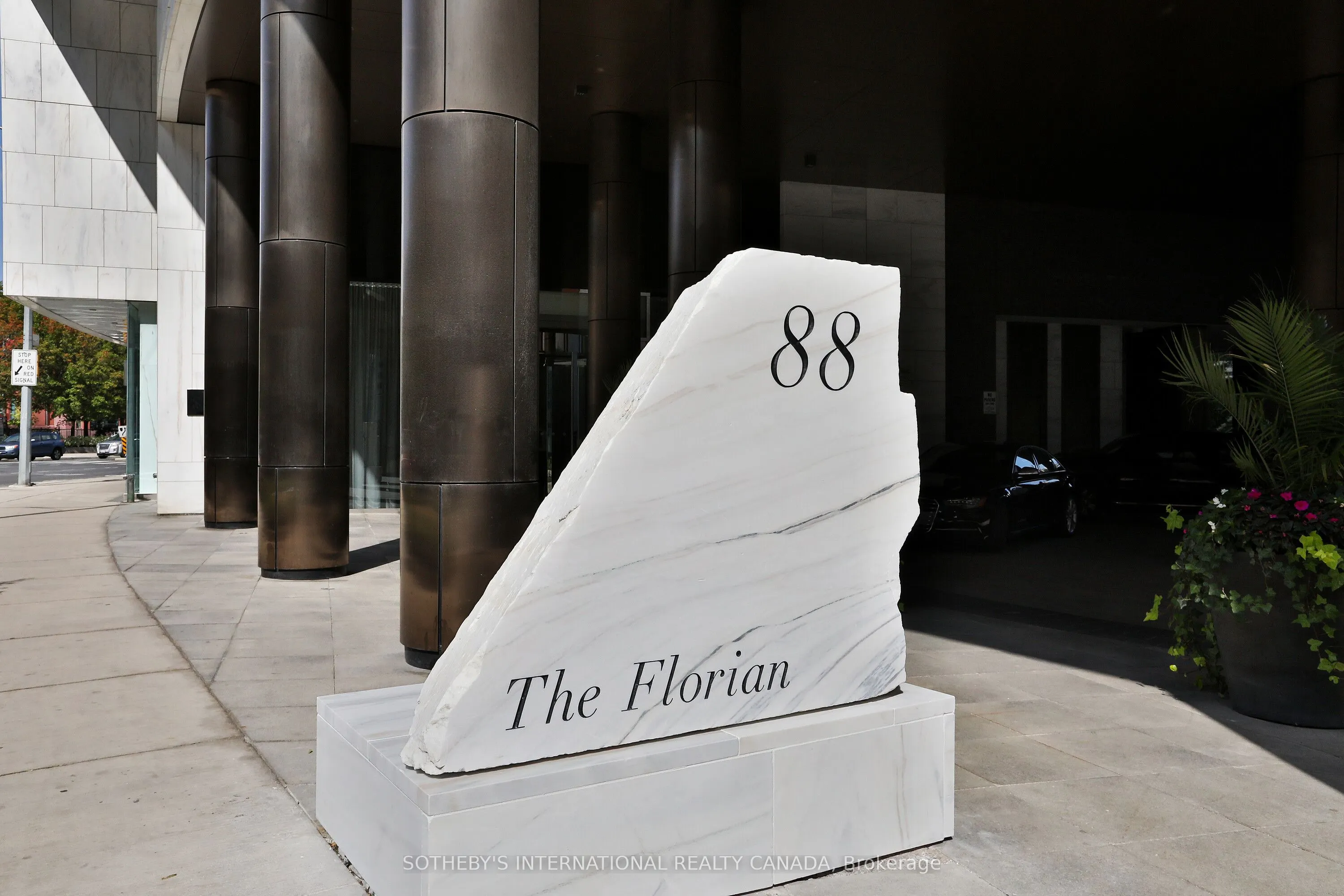 88 Davenport Road, #804