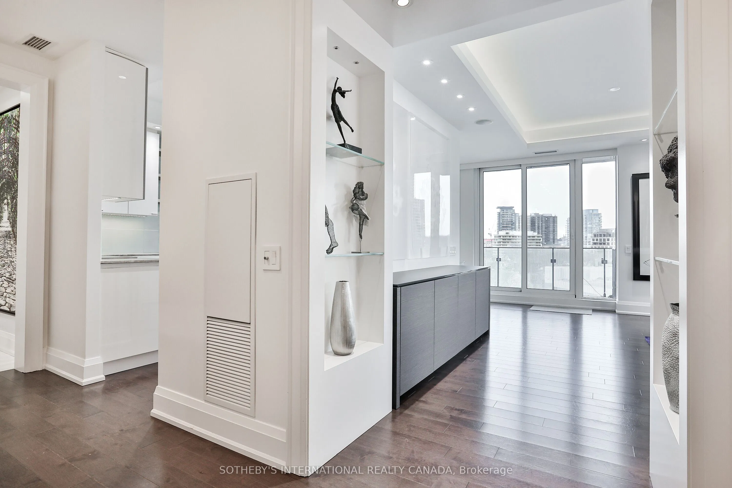 88 Davenport Road, #804