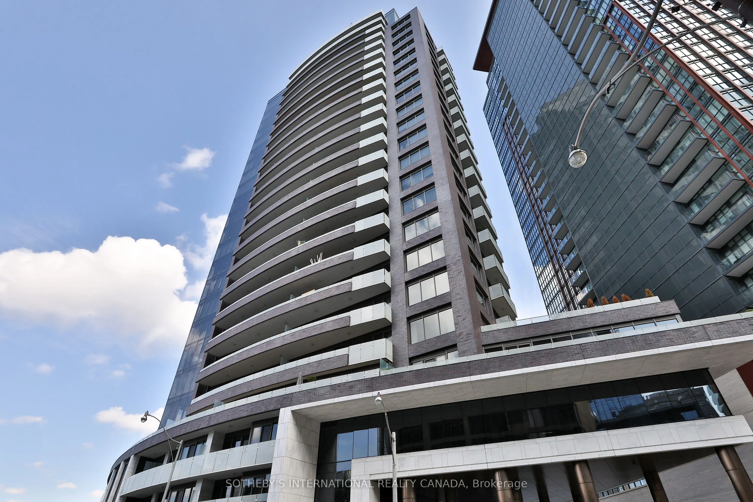 88 Davenport Road, #804