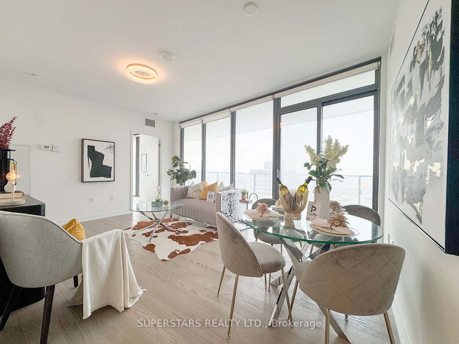 11 Wellesley Street W, #3105