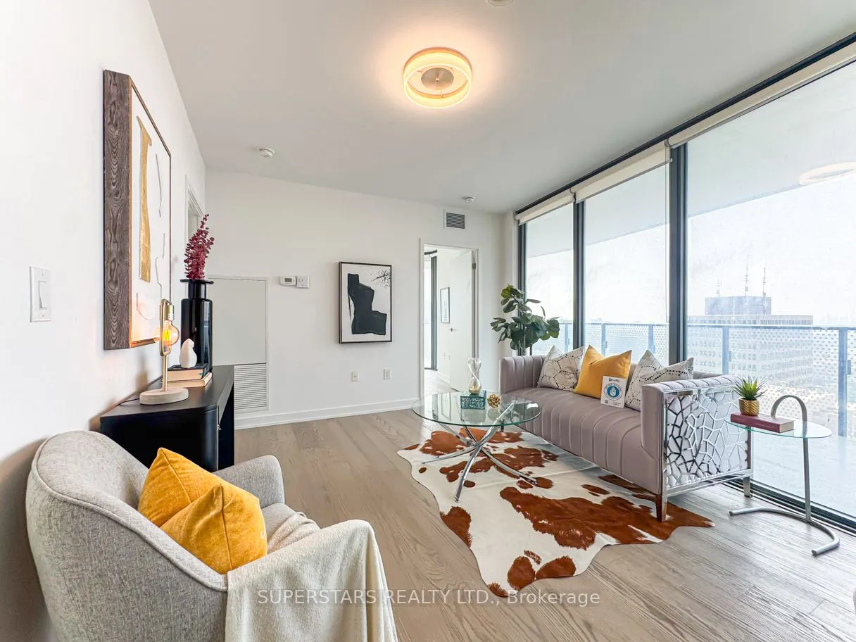 11 Wellesley Street W, #3105