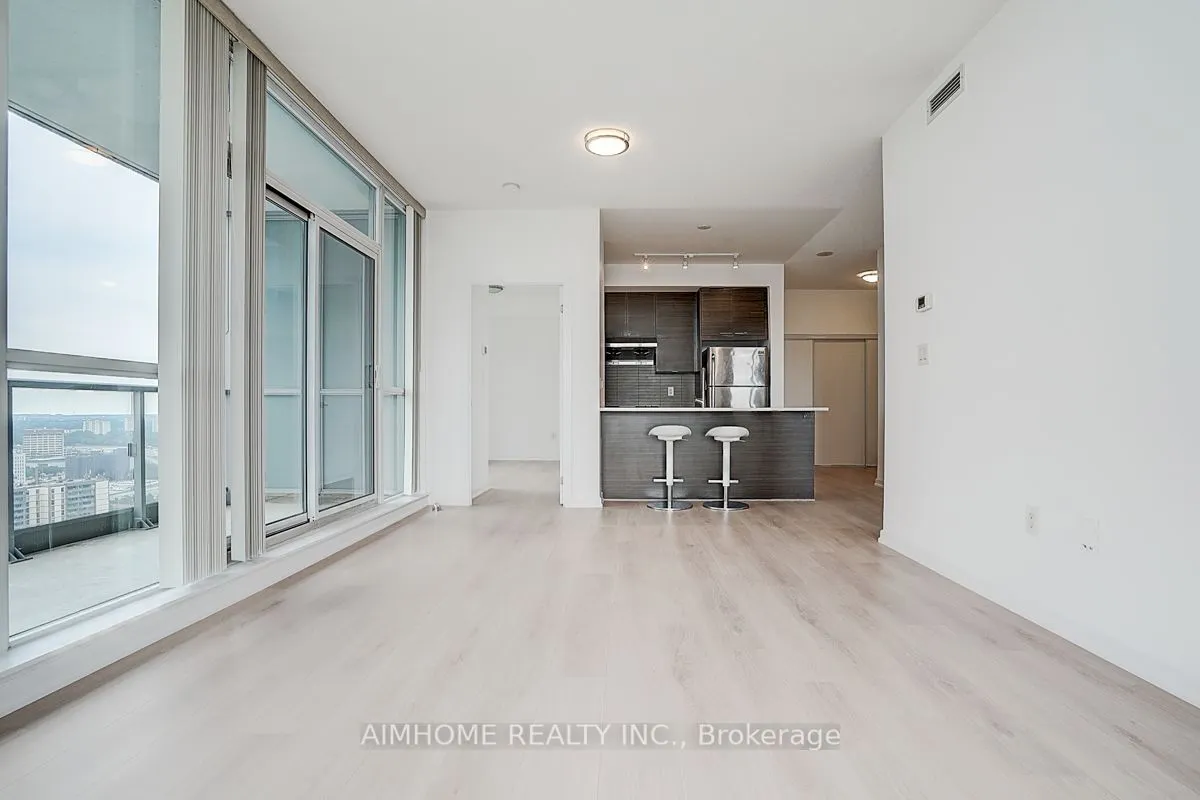 66 Forest Manor Road, #2706