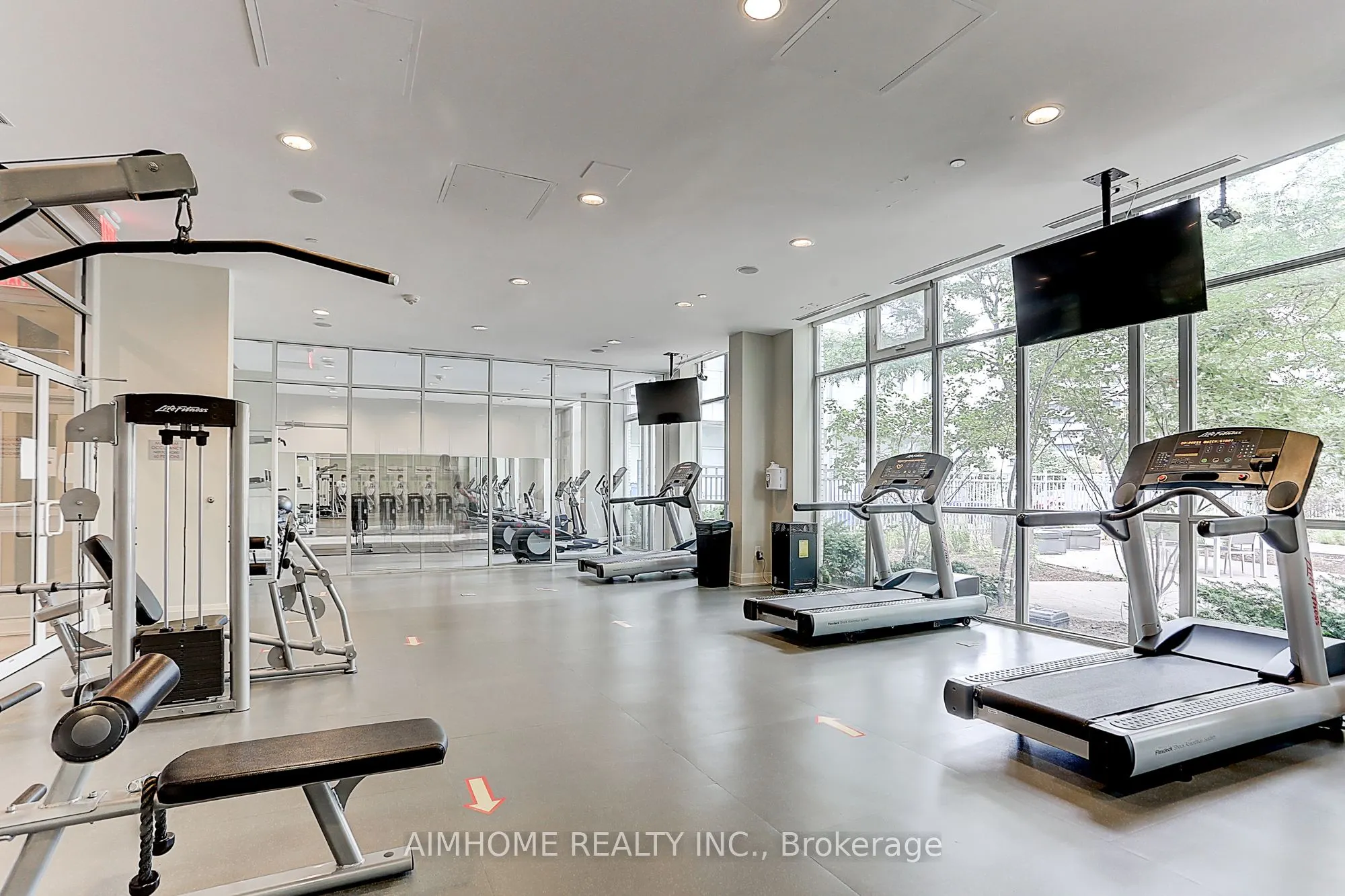 66 Forest Manor Road, #2706