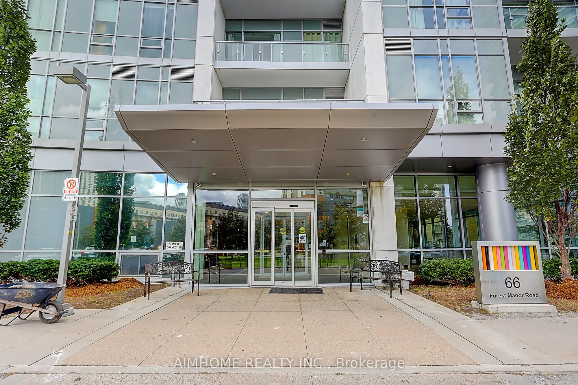 66 Forest Manor Road, #2706