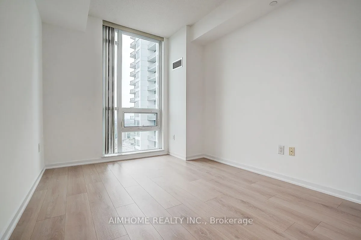 66 Forest Manor Road, #2706