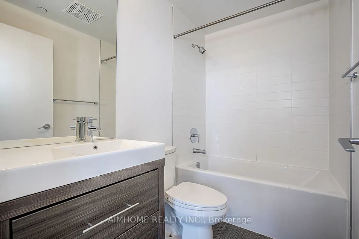 66 Forest Manor Road, #2706