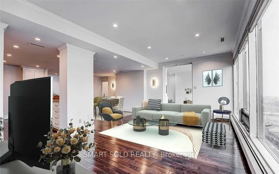 30 Wellington Street E, #2202