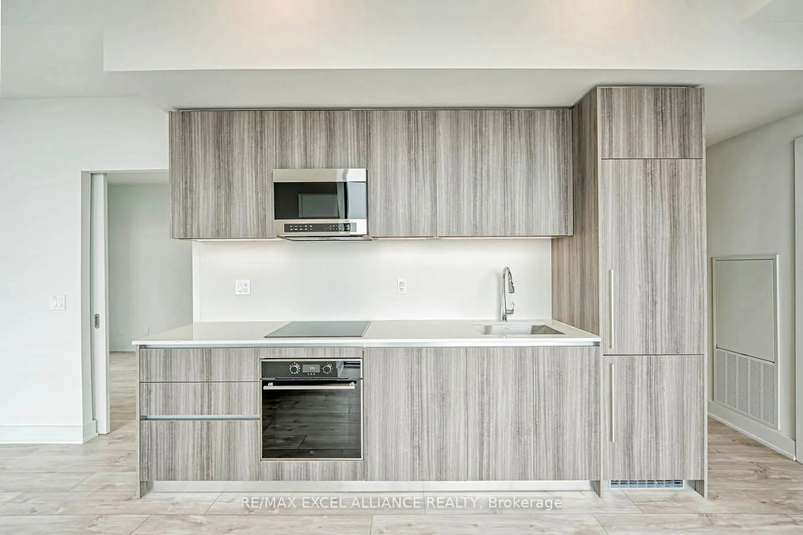 8 Cumberland Street, #4802