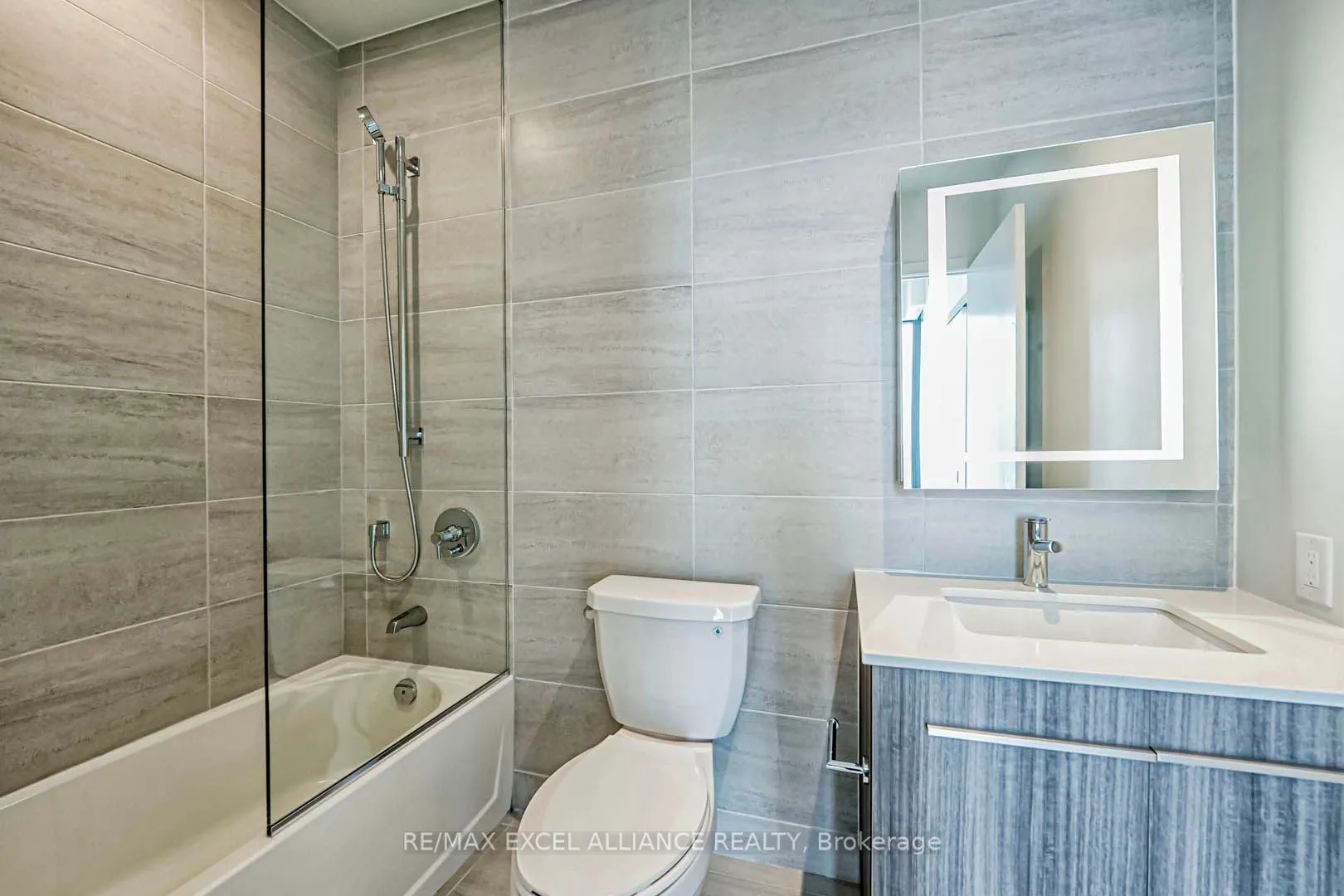 8 Cumberland Street, #4802