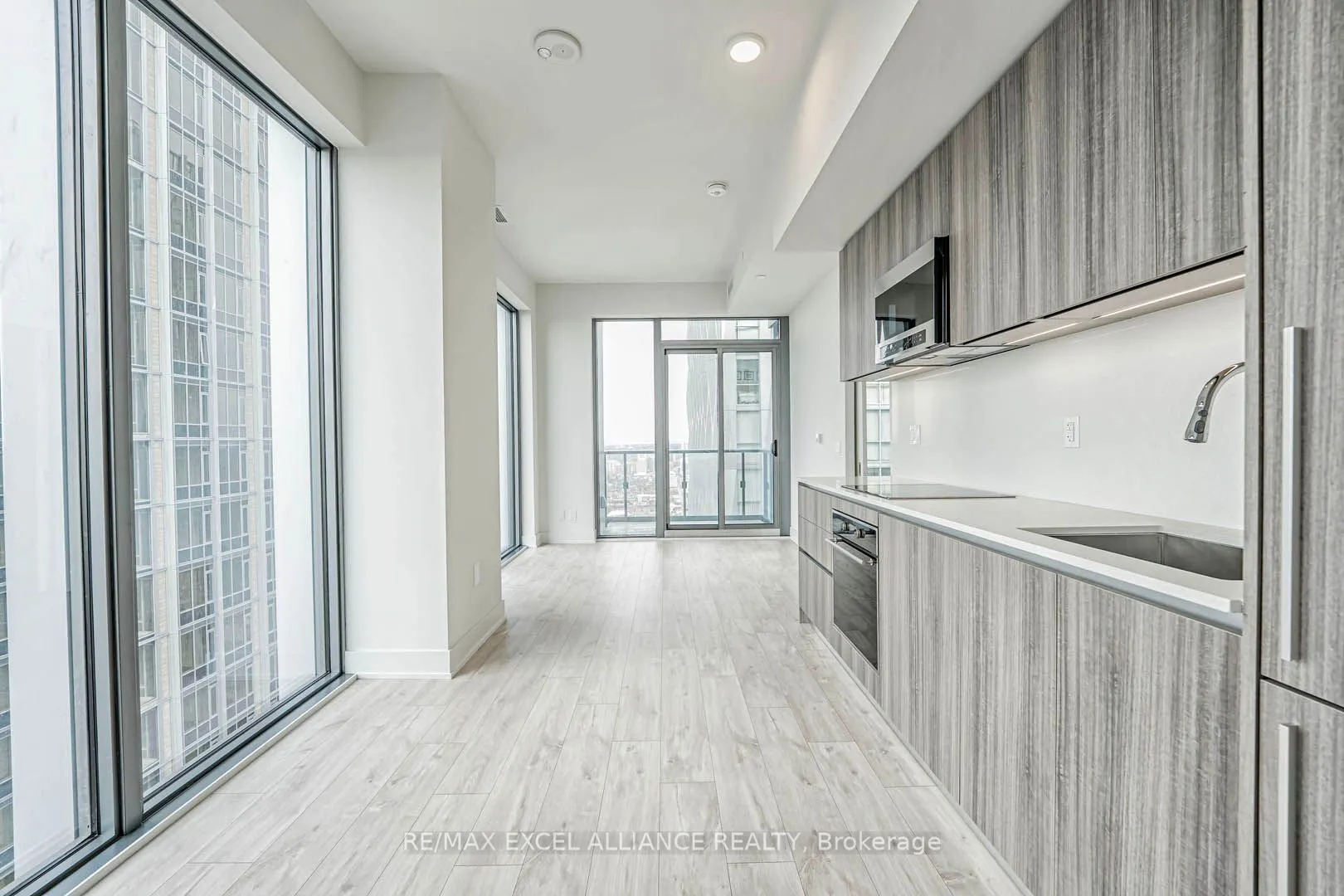 8 Cumberland Street, #4802