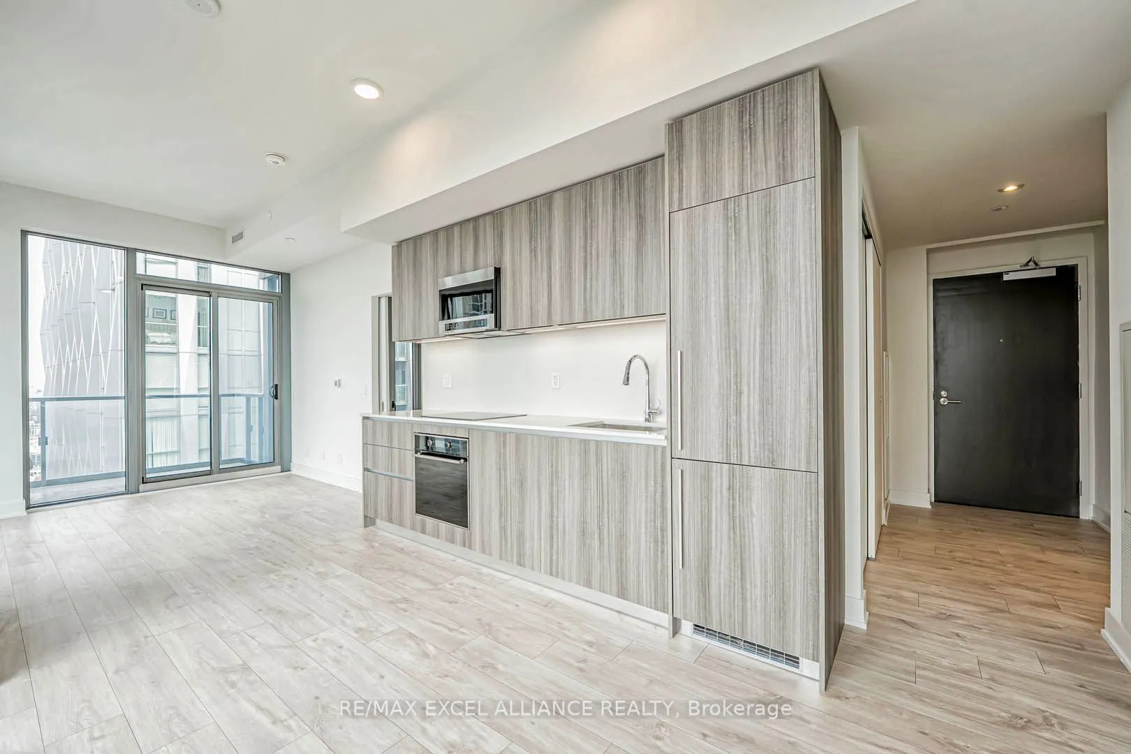 8 Cumberland Street, #4802