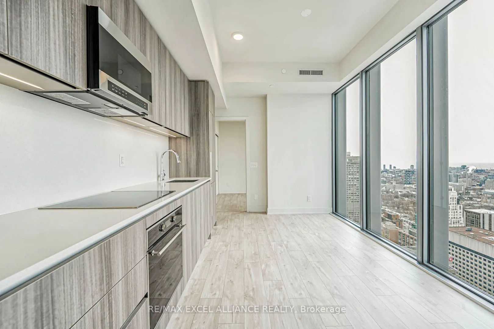 8 Cumberland Street, #4802