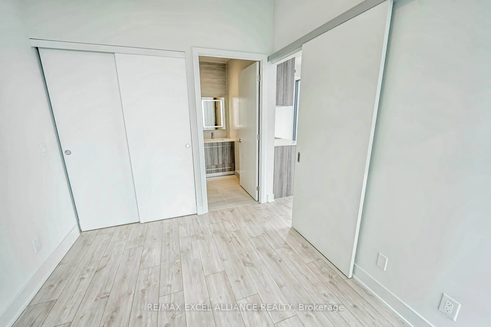 8 Cumberland Street, #4802