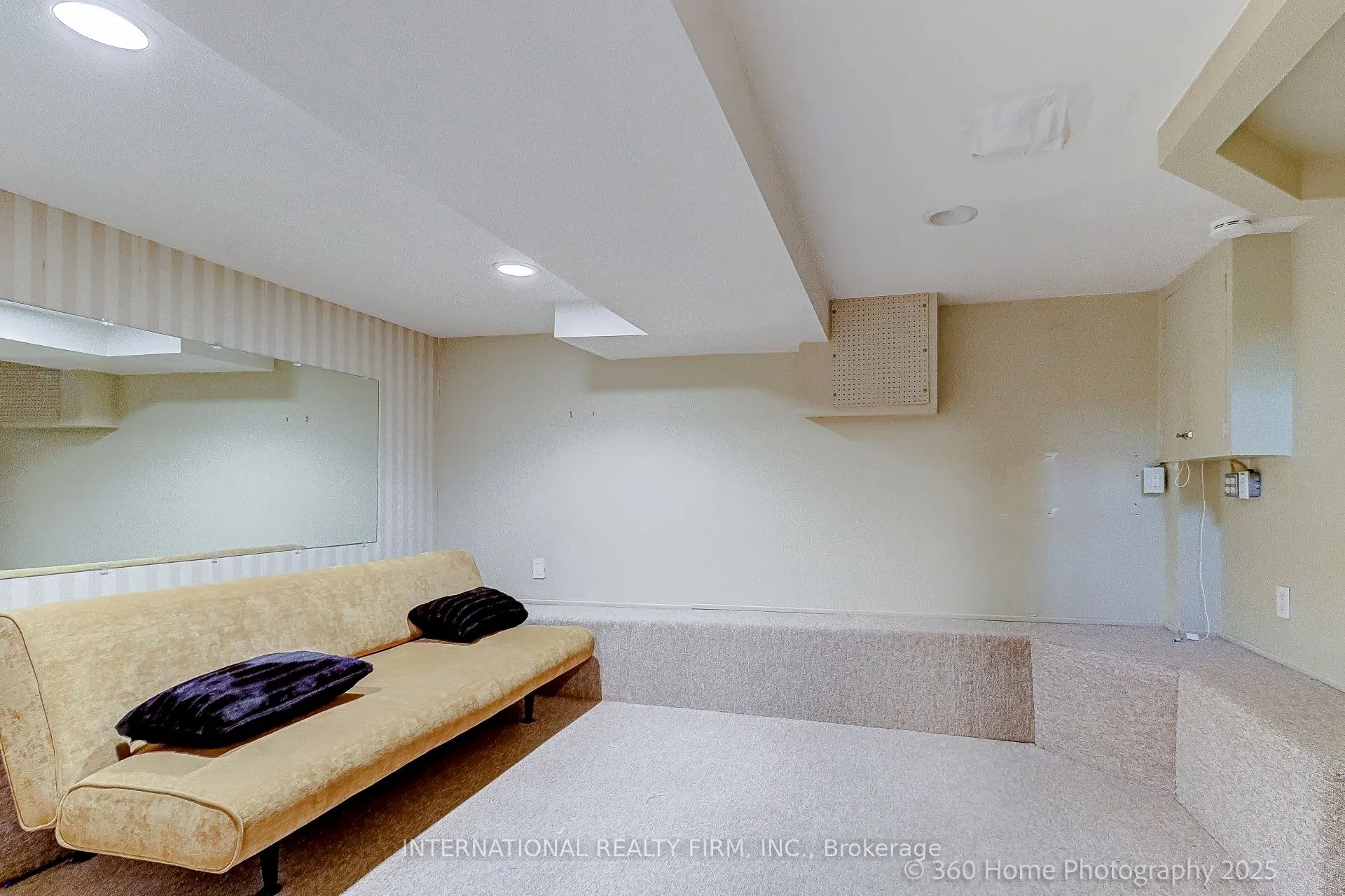 337 Glen Road
