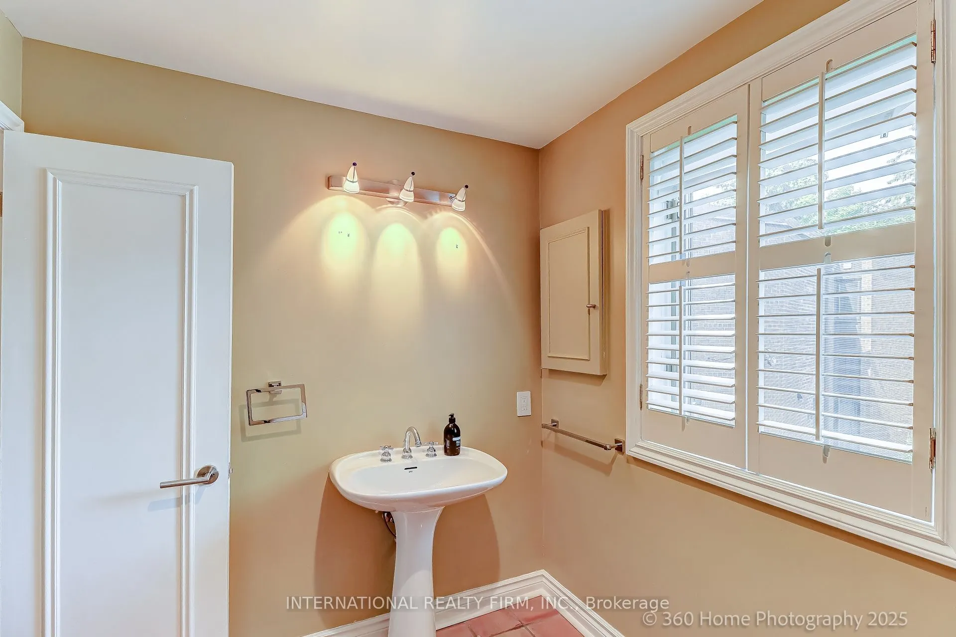 337 Glen Road