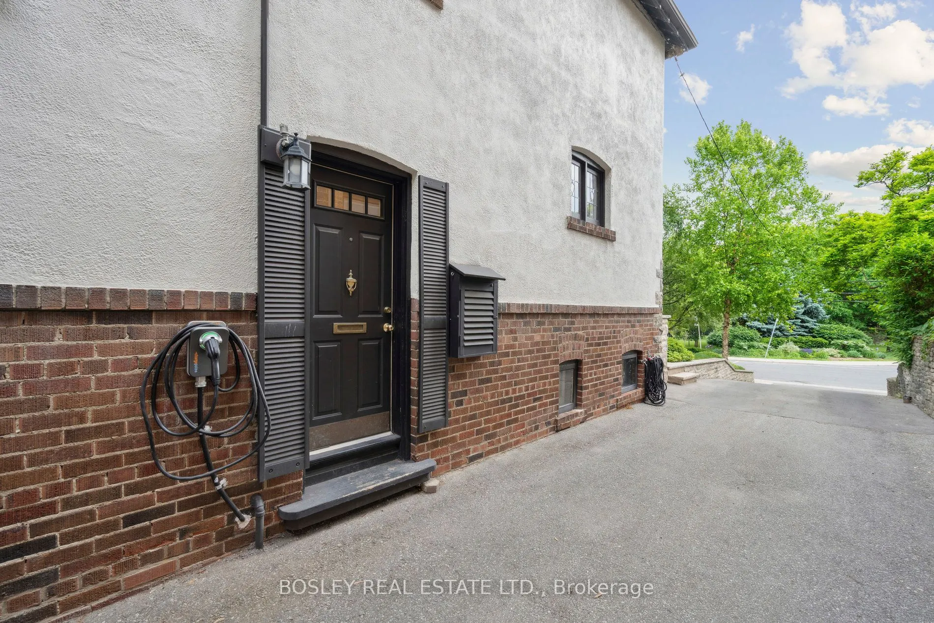 294 Douglas Drive