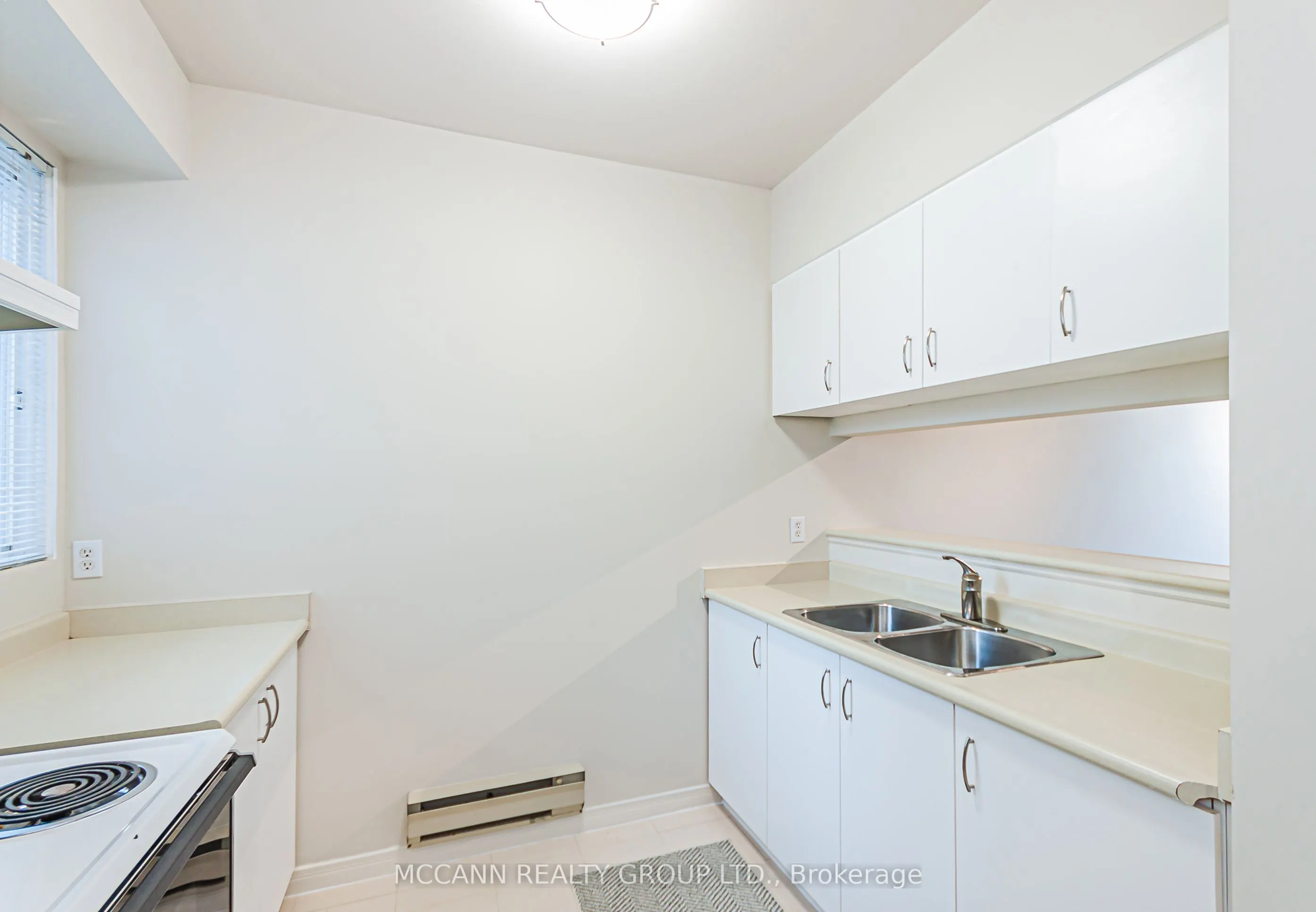3317 Yonge Street, #4
