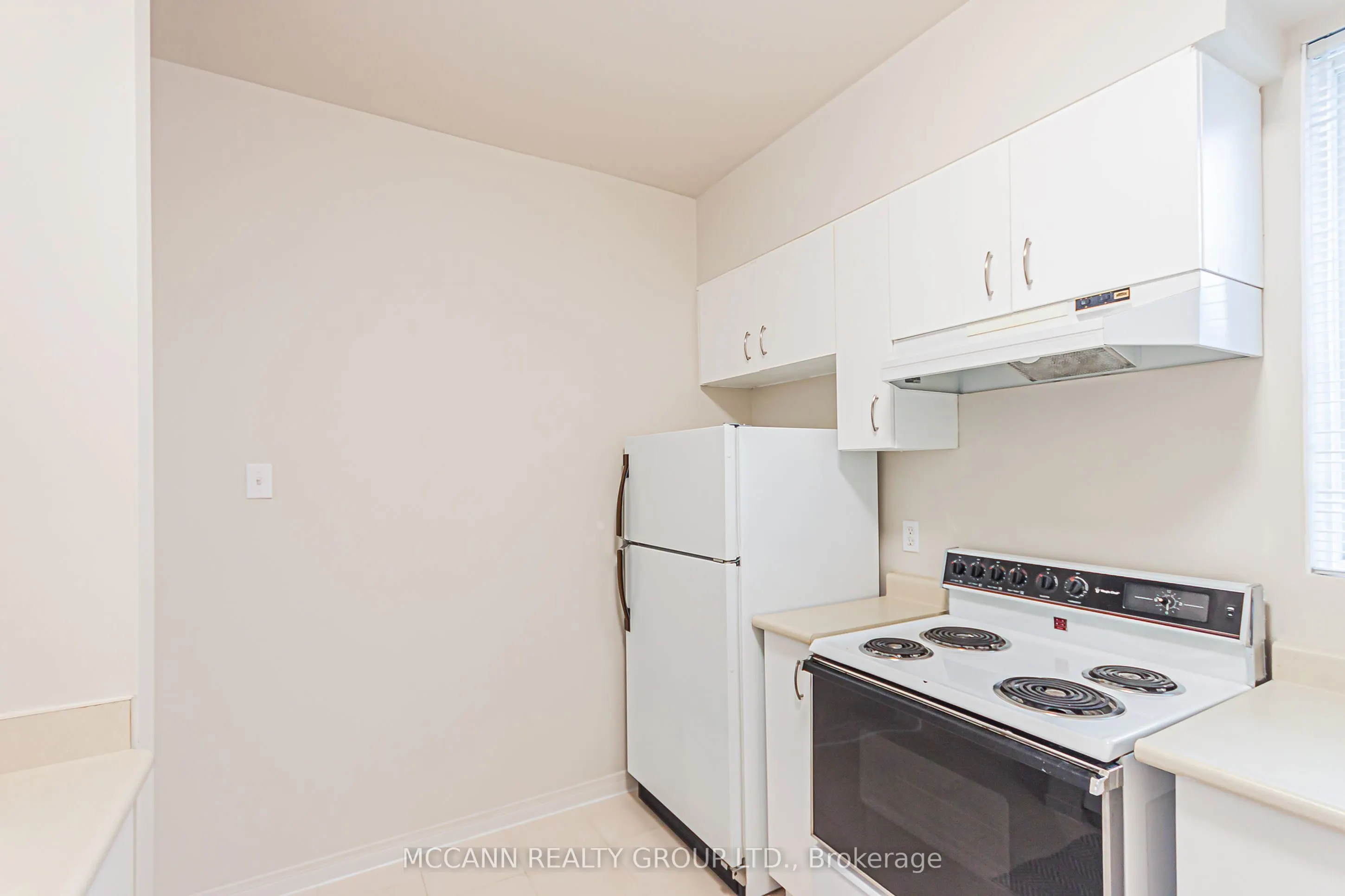 3317 Yonge Street, #4