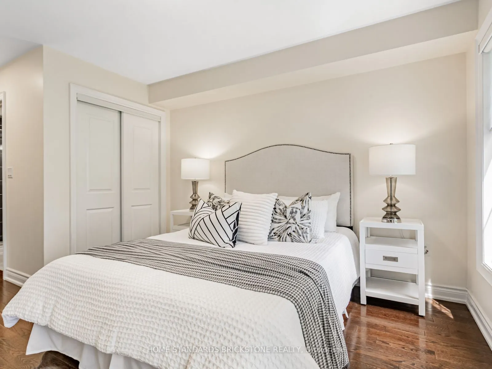10 Hargrave Lane, #7