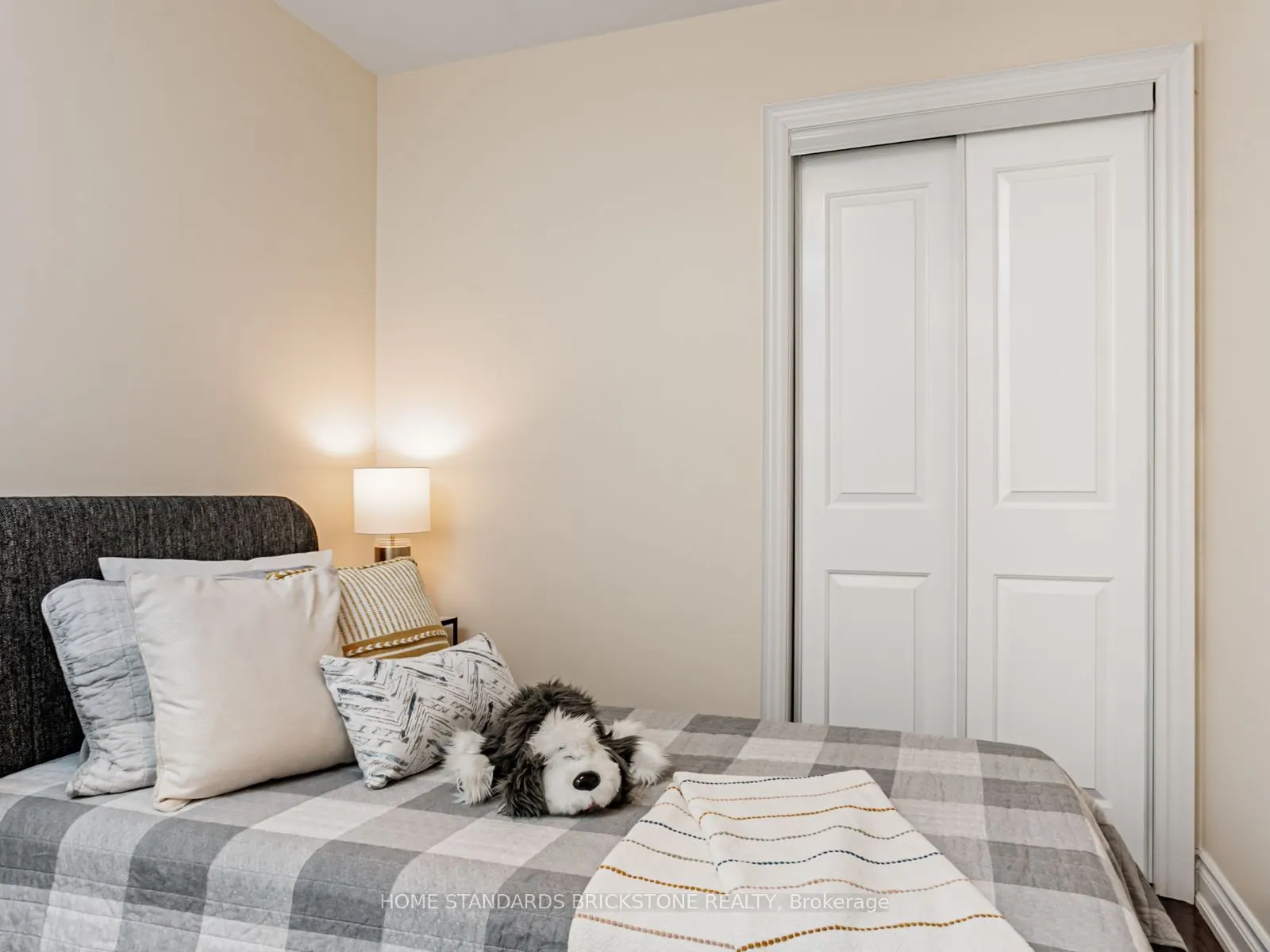 10 Hargrave Lane, #7