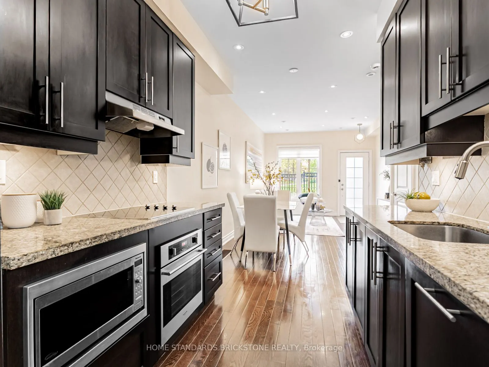 10 Hargrave Lane, #7