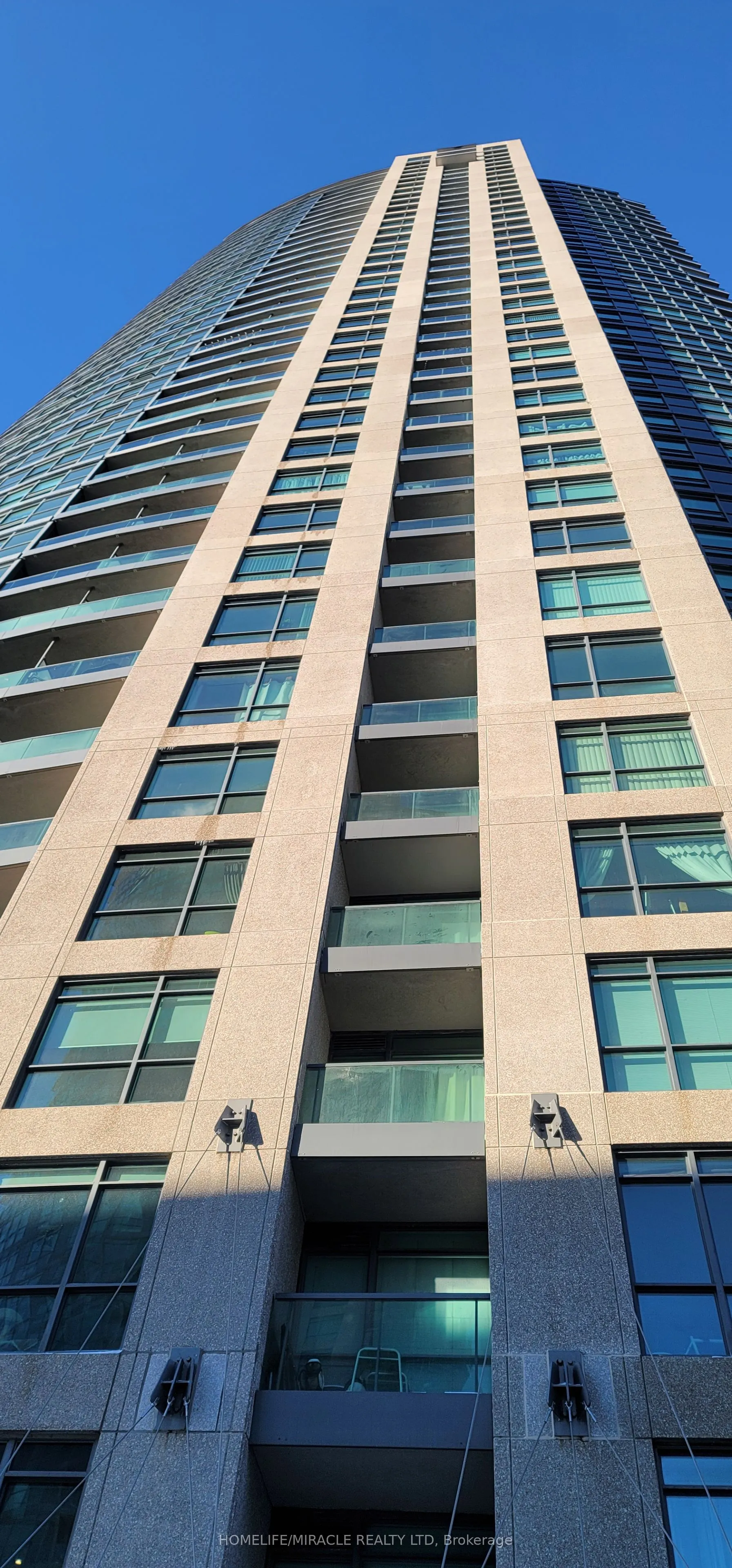 219 Fort York Boulevard, #2412