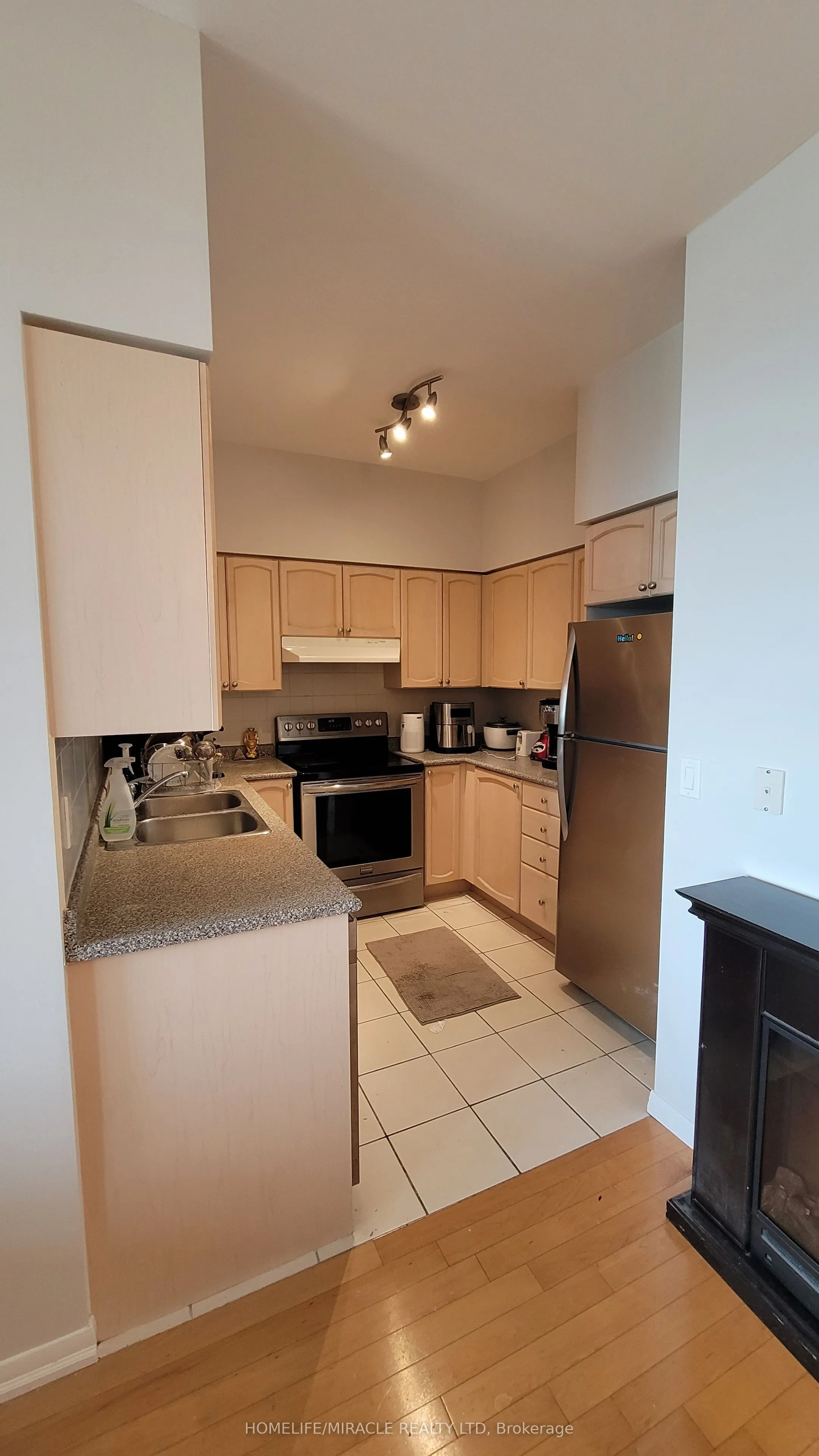 219 Fort York Boulevard, #2412