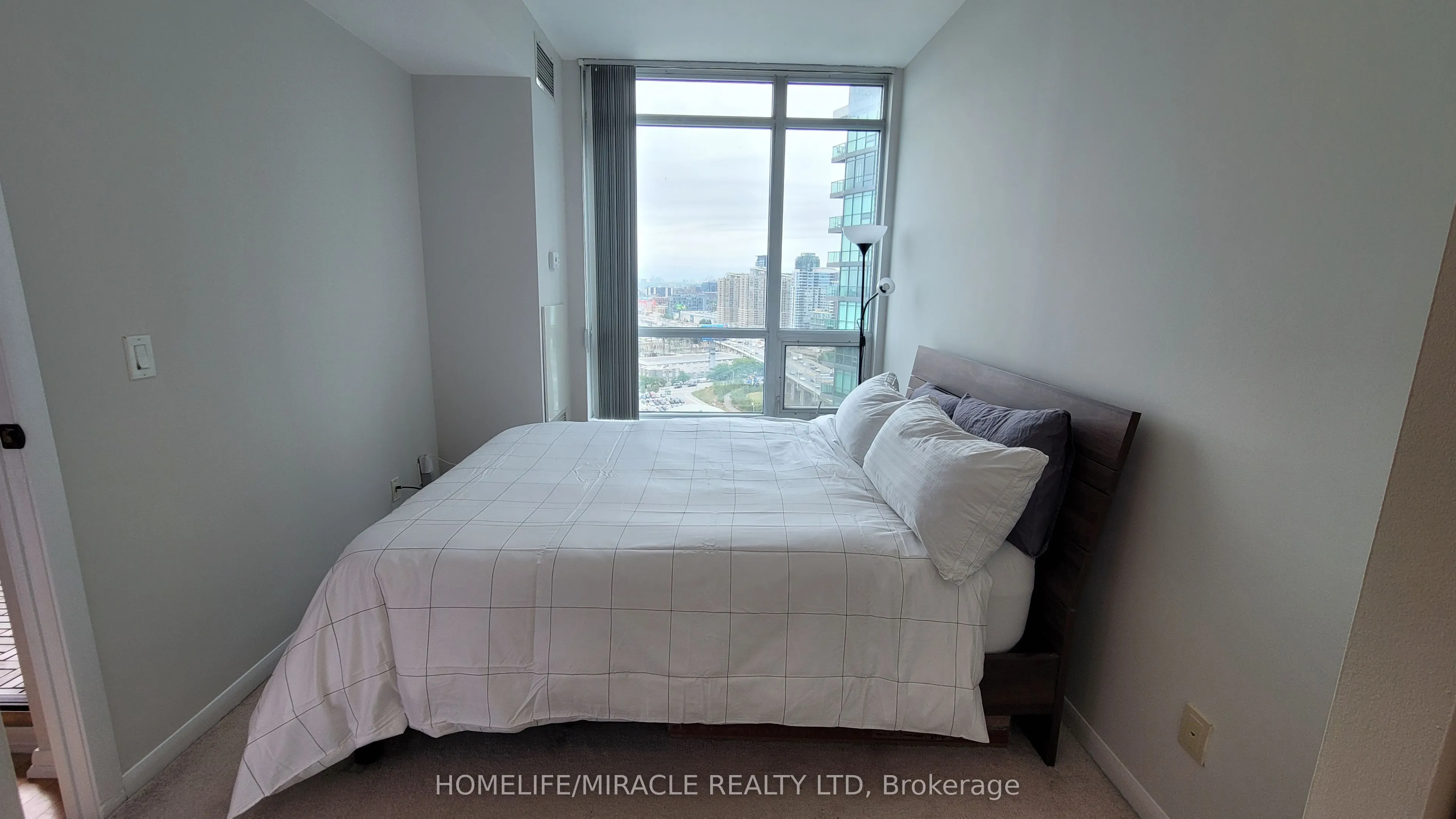 219 Fort York Boulevard, #2412