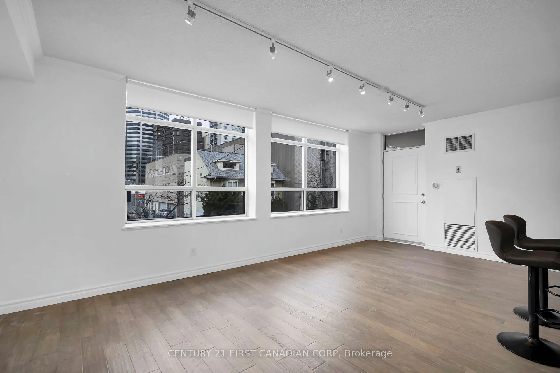 5 Rosehill Avenue N, #317
