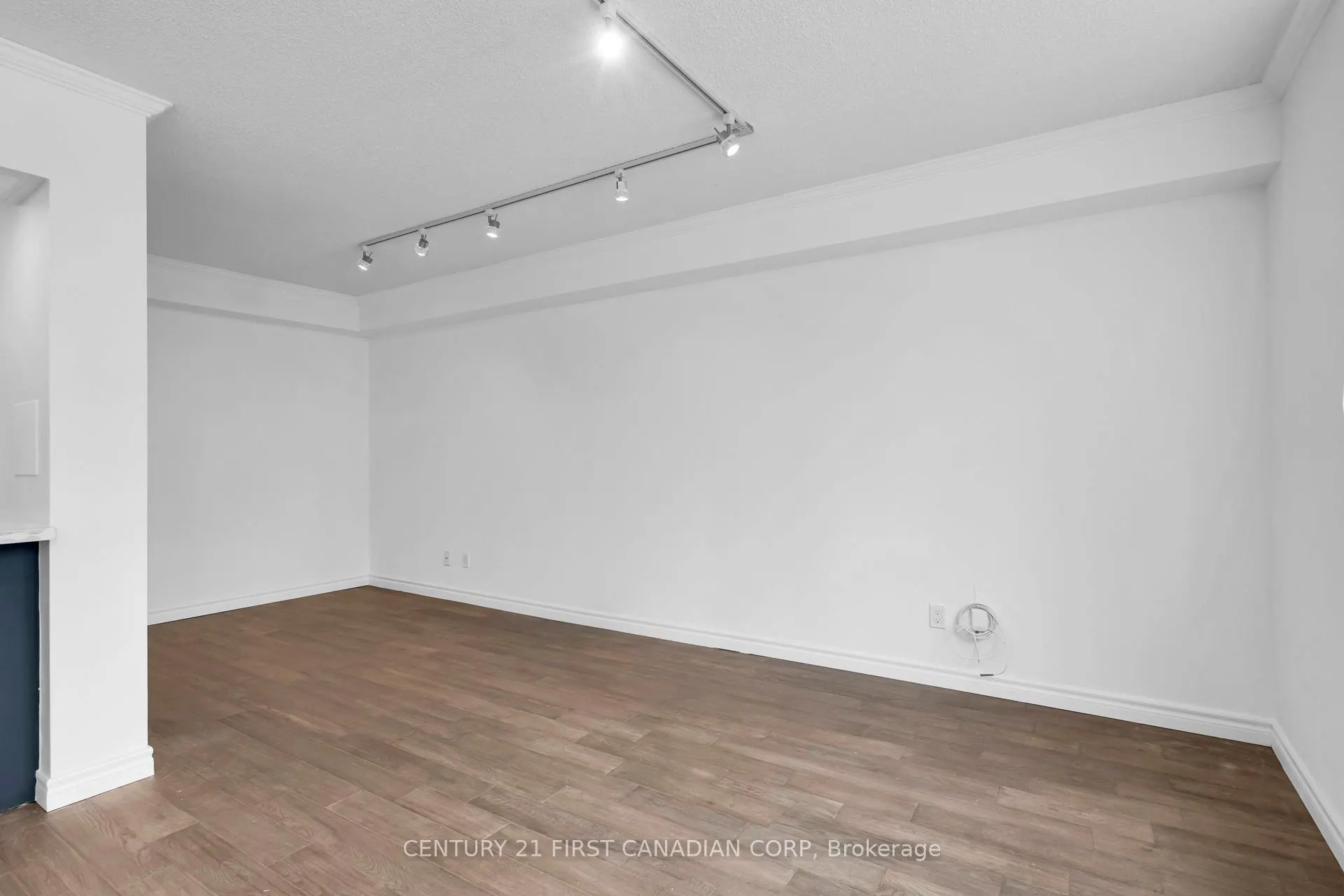 5 Rosehill Avenue N, #317