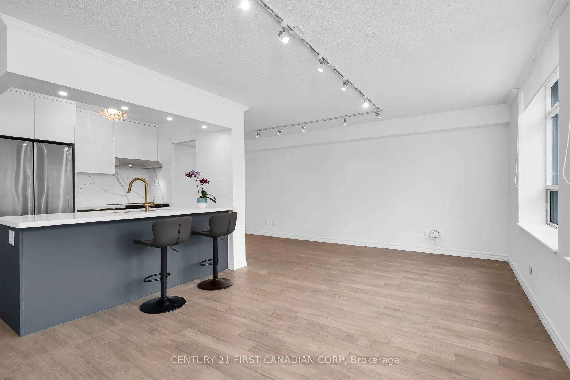 5 Rosehill Avenue N, #317