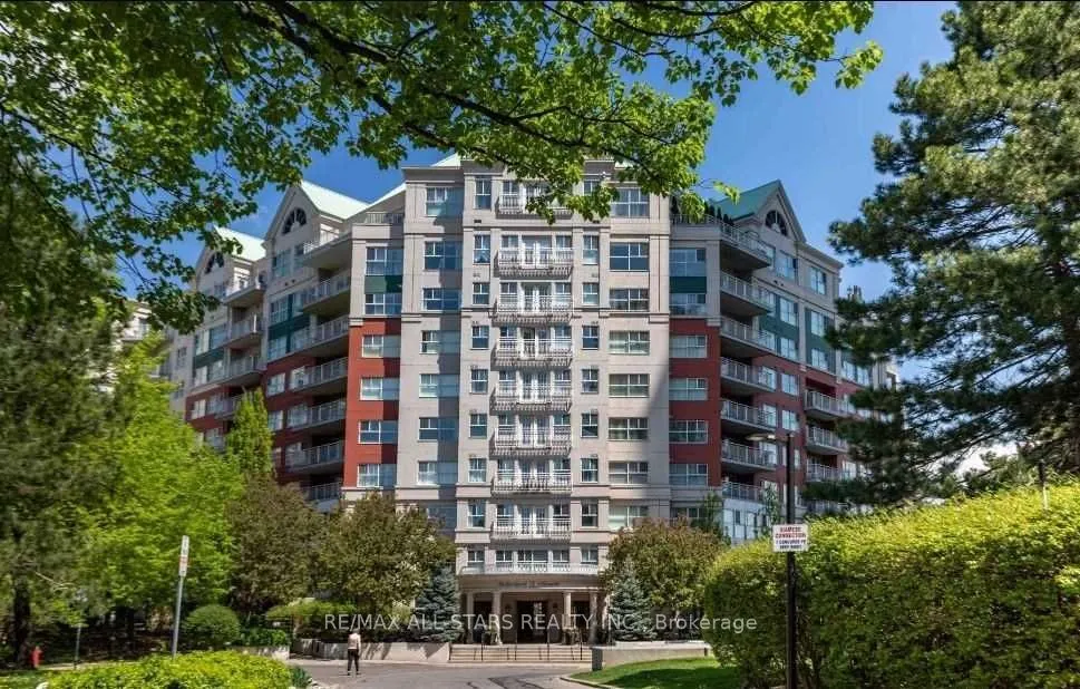 18 Concorde Place, #111