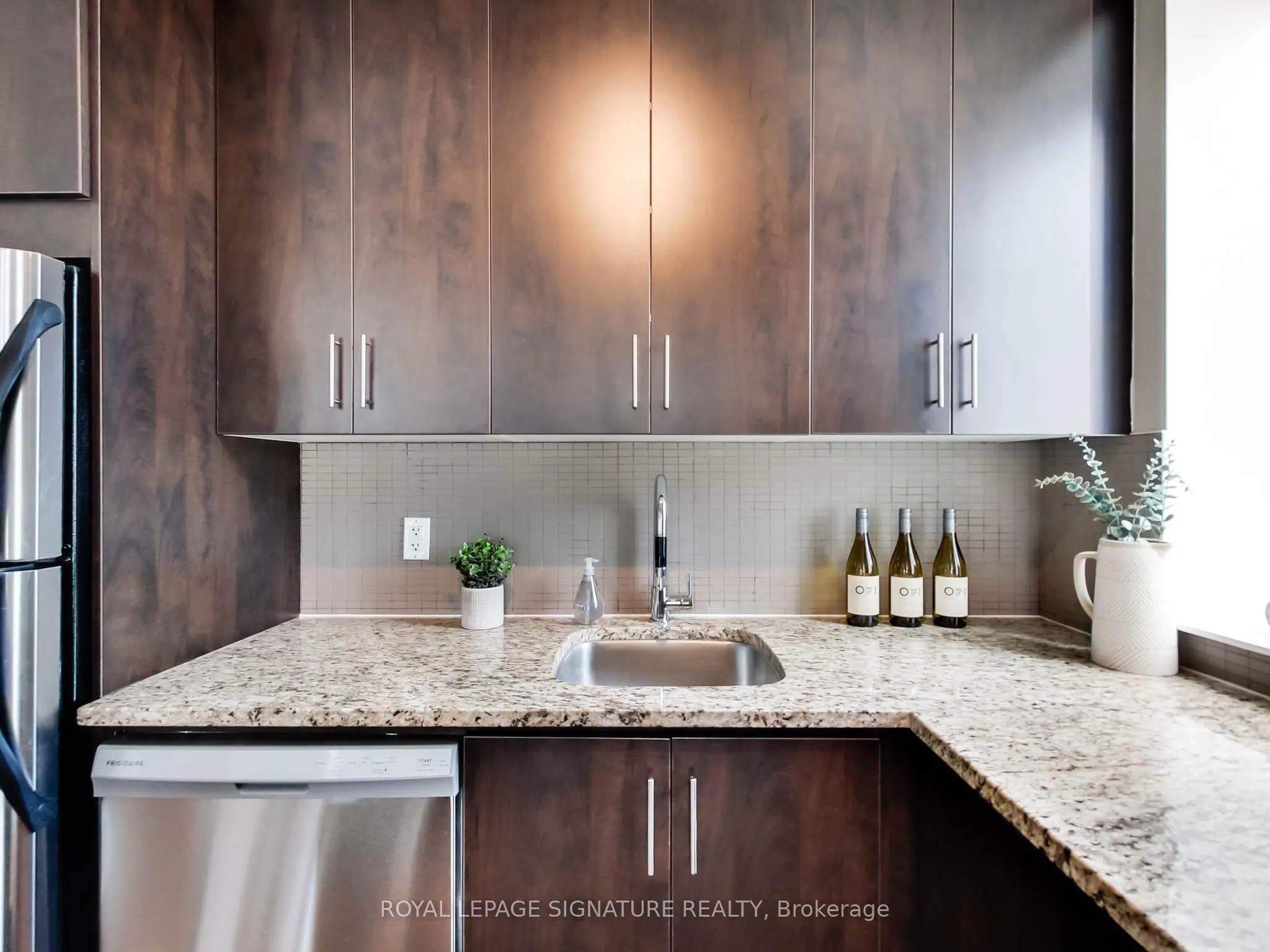116 George Street, #905