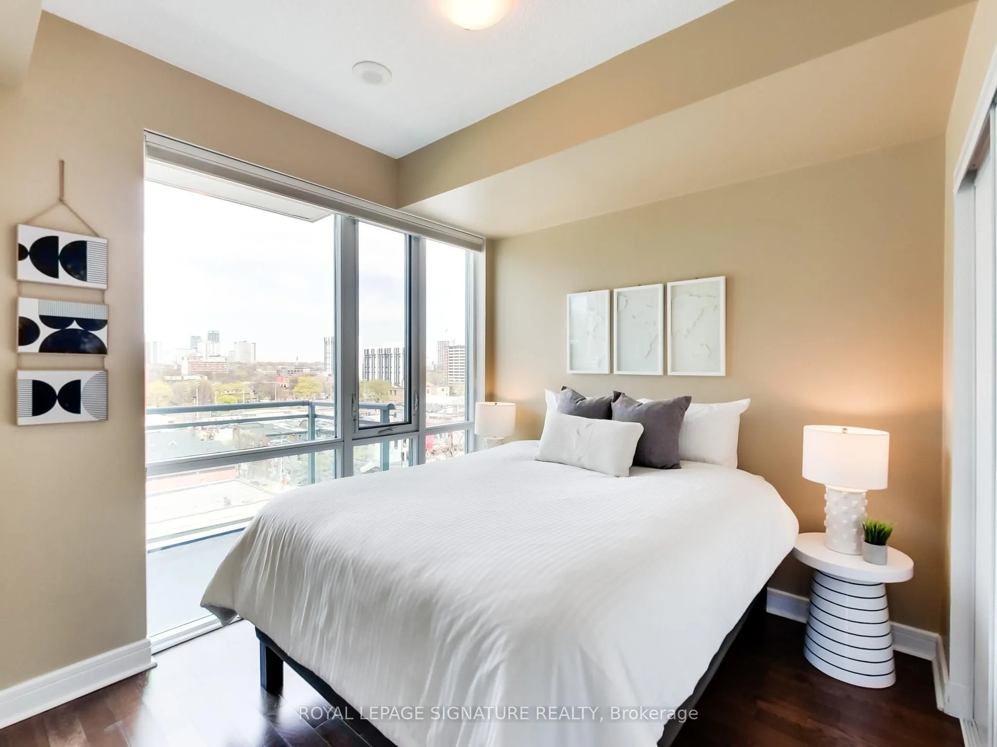 116 George Street, #905