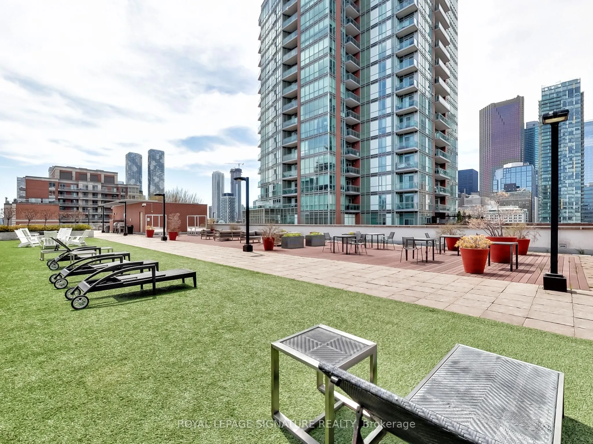 116 George Street, #905