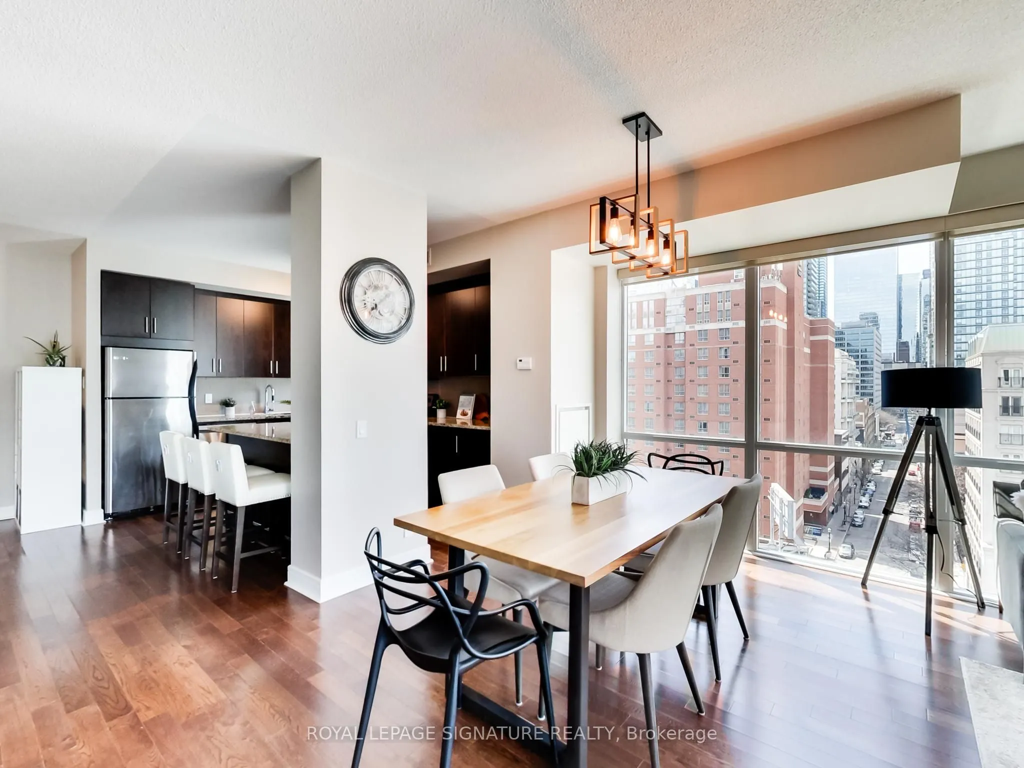 116 George Street, #905