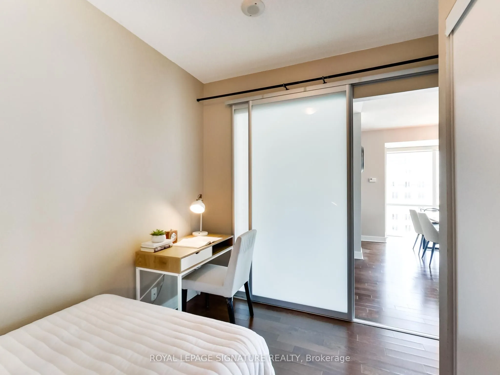 116 George Street, #905