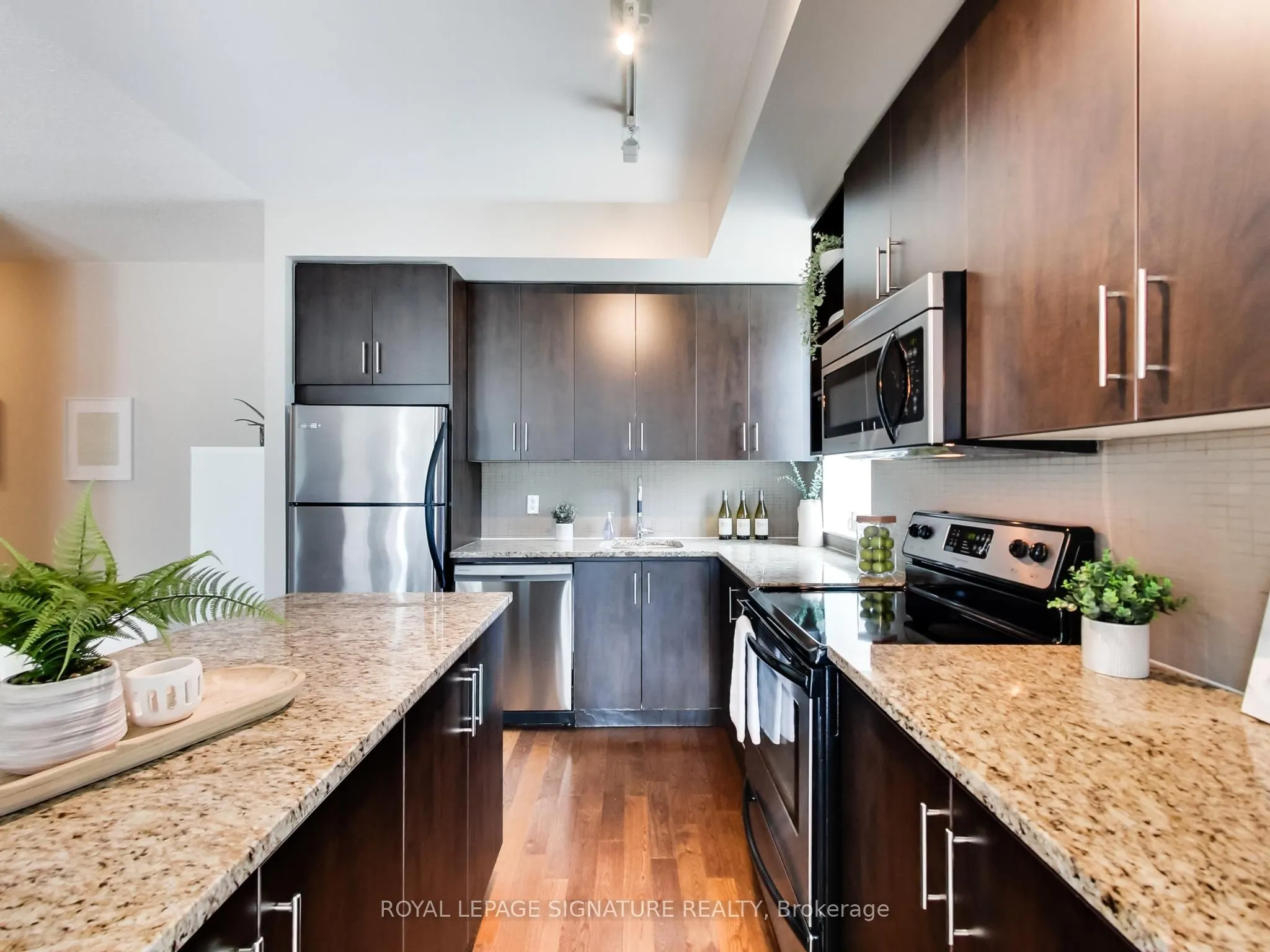 116 George Street, #905