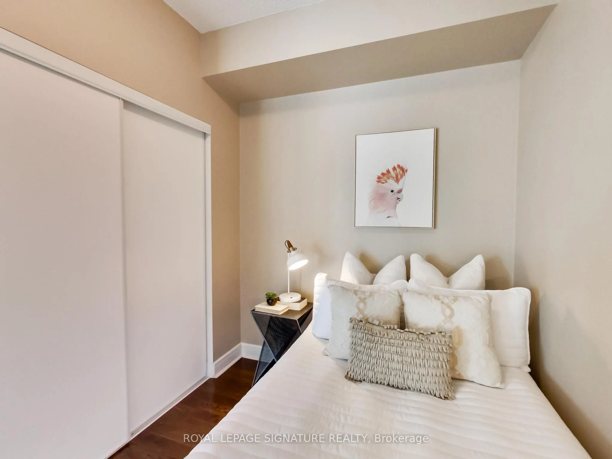 116 George Street, #905