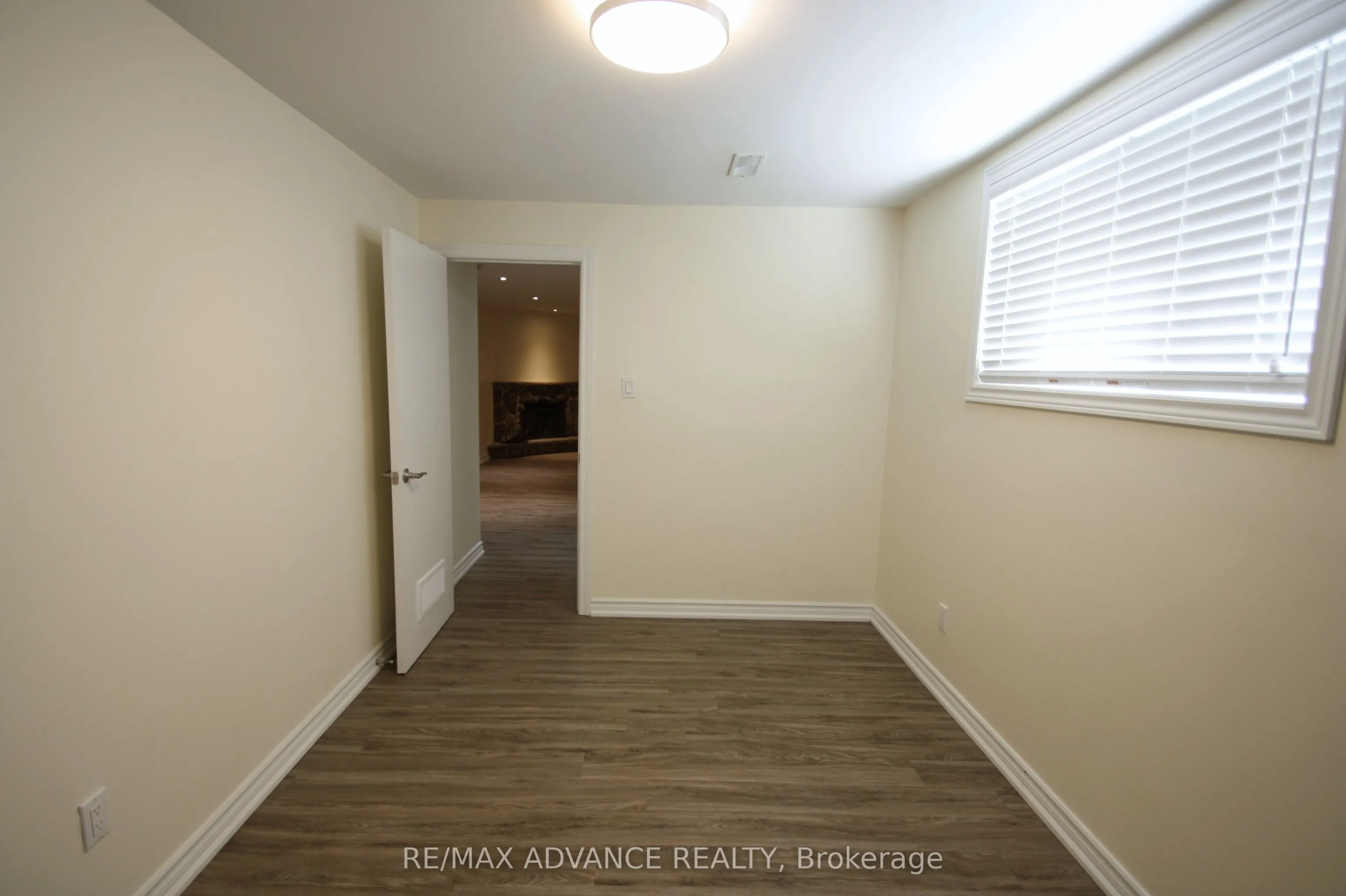 33 Carluke Crescent, #Lower