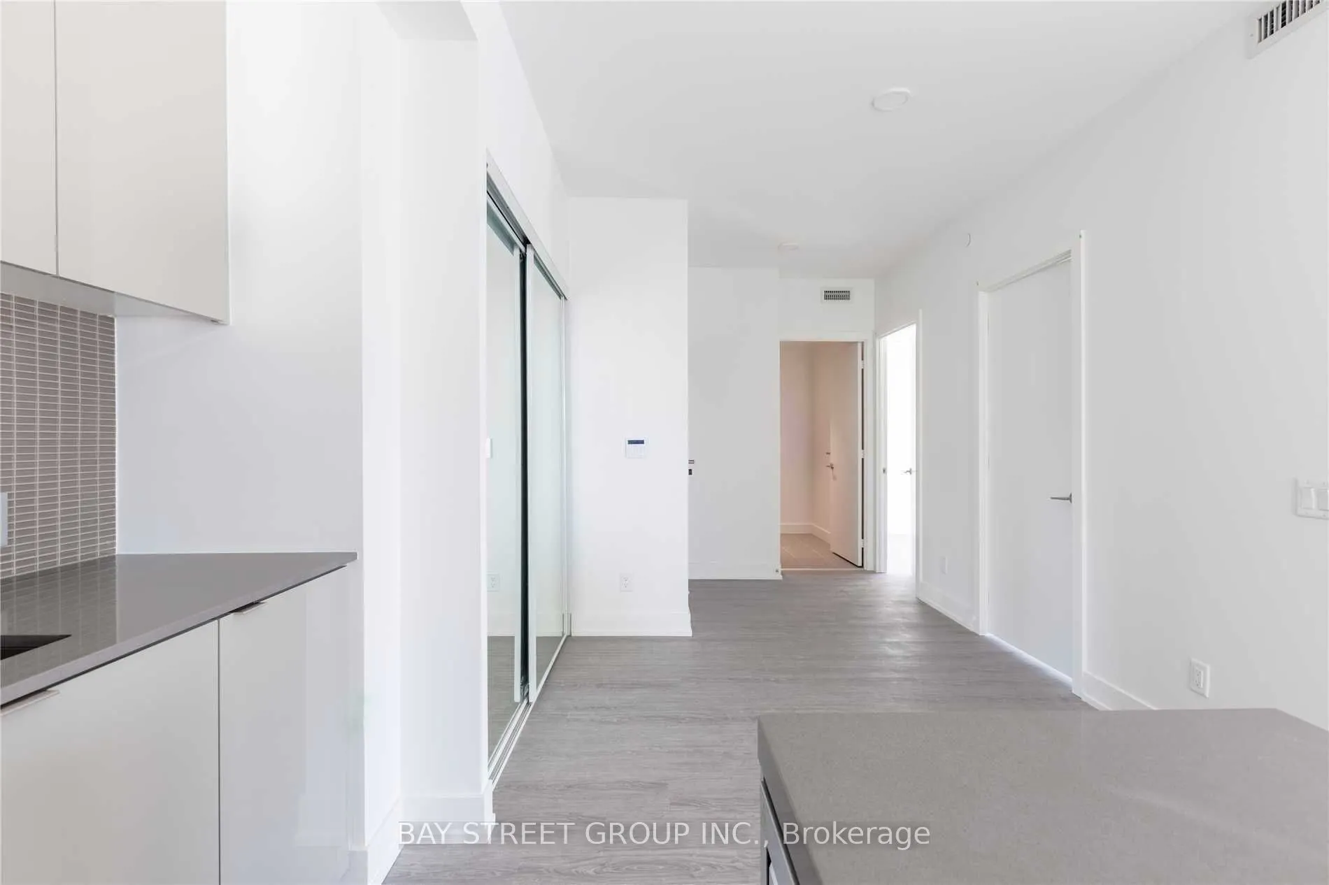 7 Grenville Street, #2911
