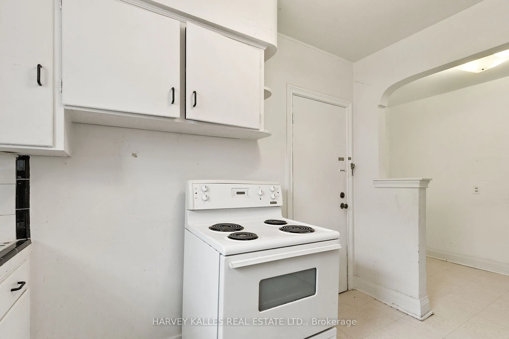 15 Warwick Avenue, #3