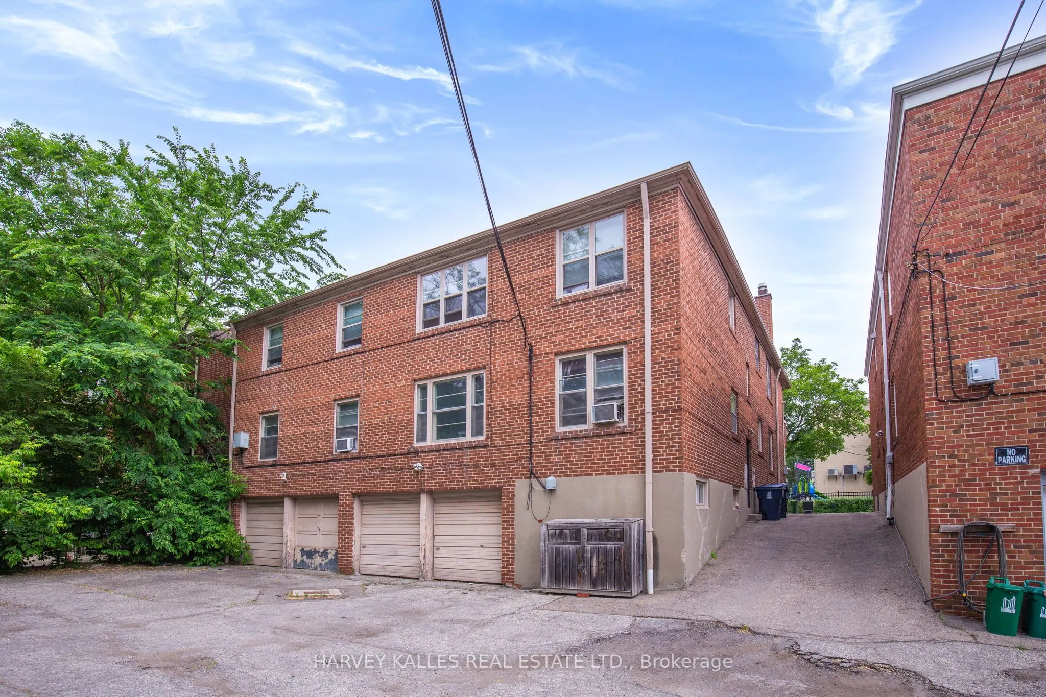 15 Warwick Avenue, #3