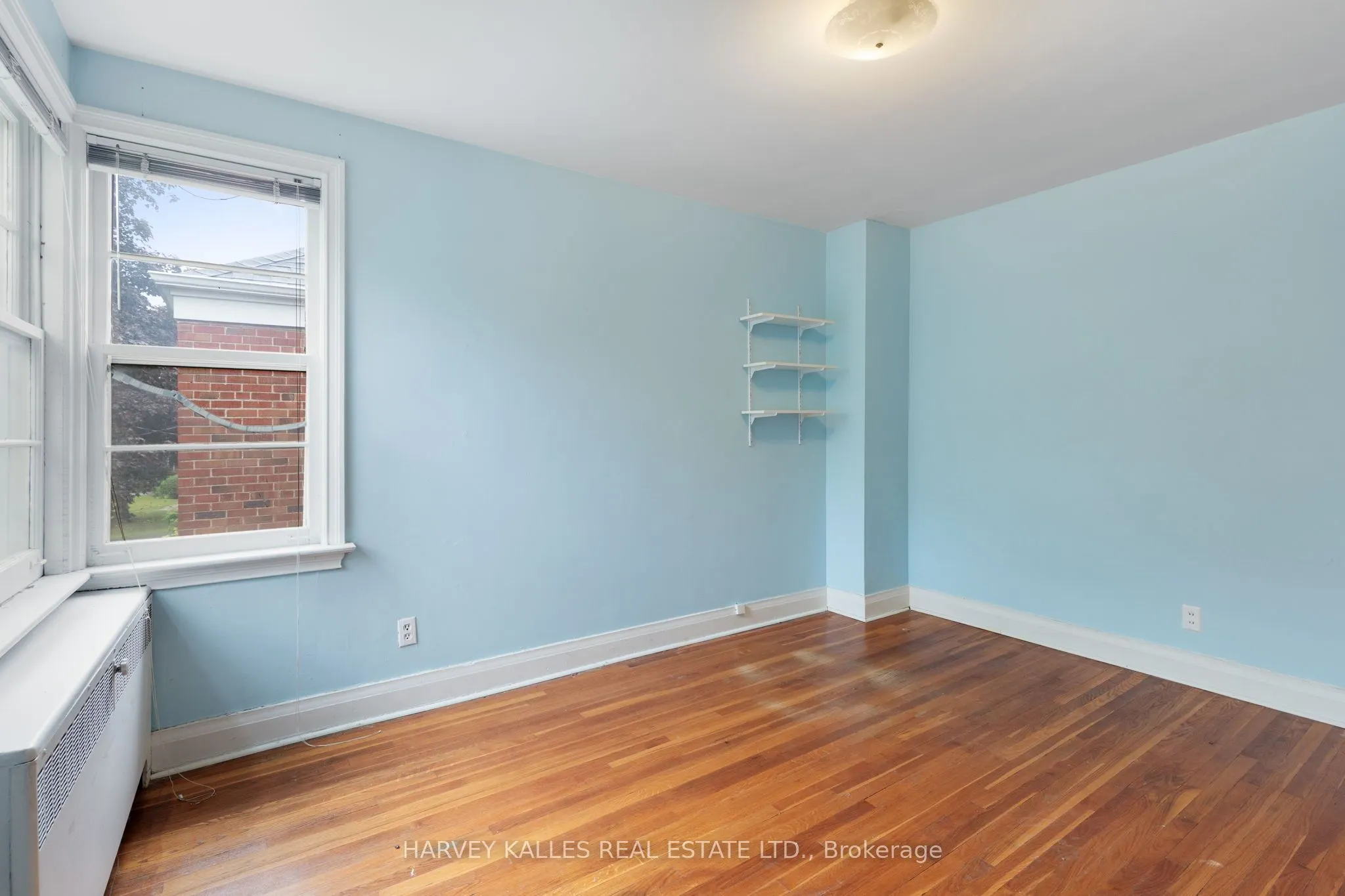 15 Warwick Avenue, #3