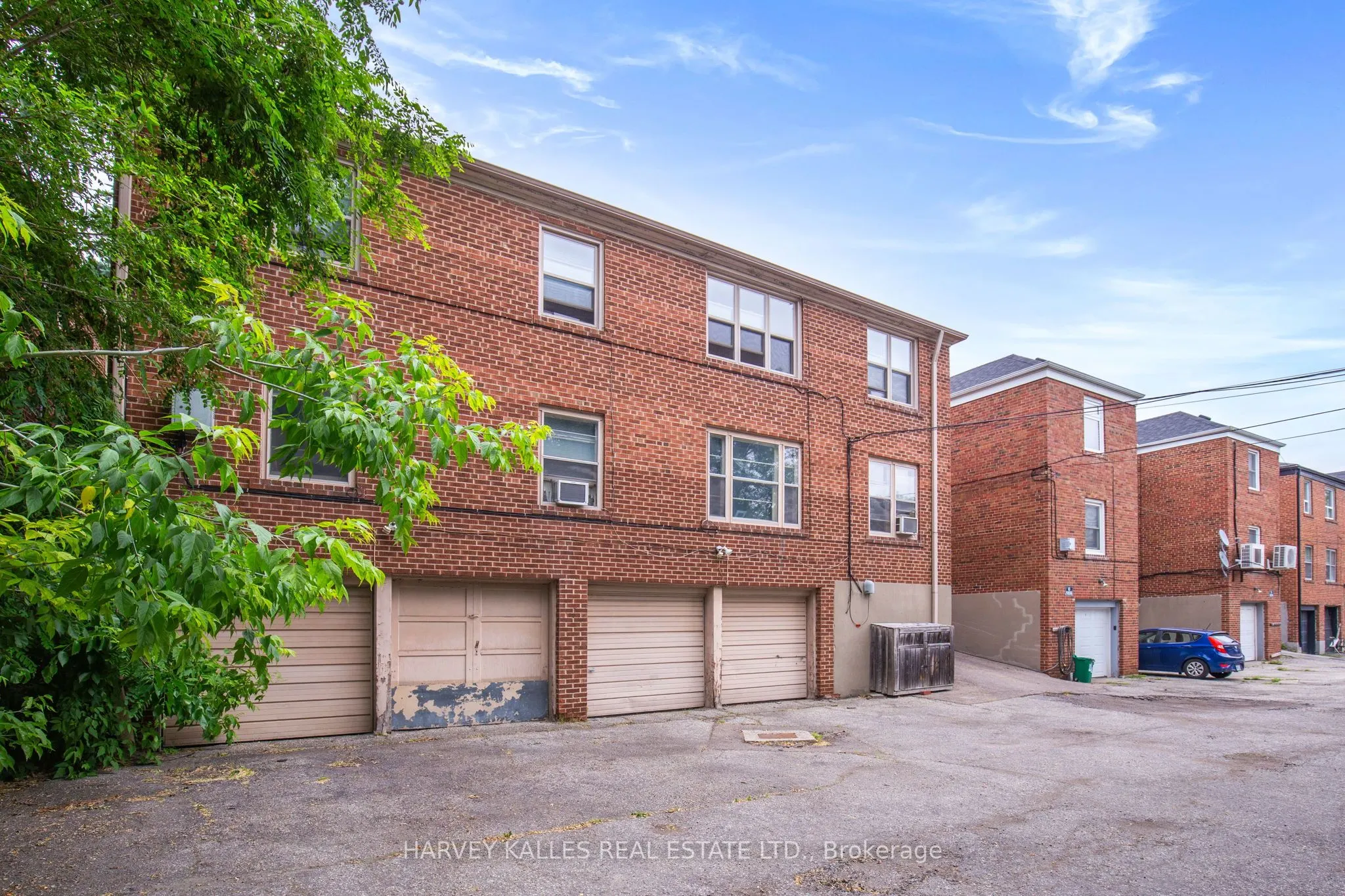 15 Warwick Avenue, #3