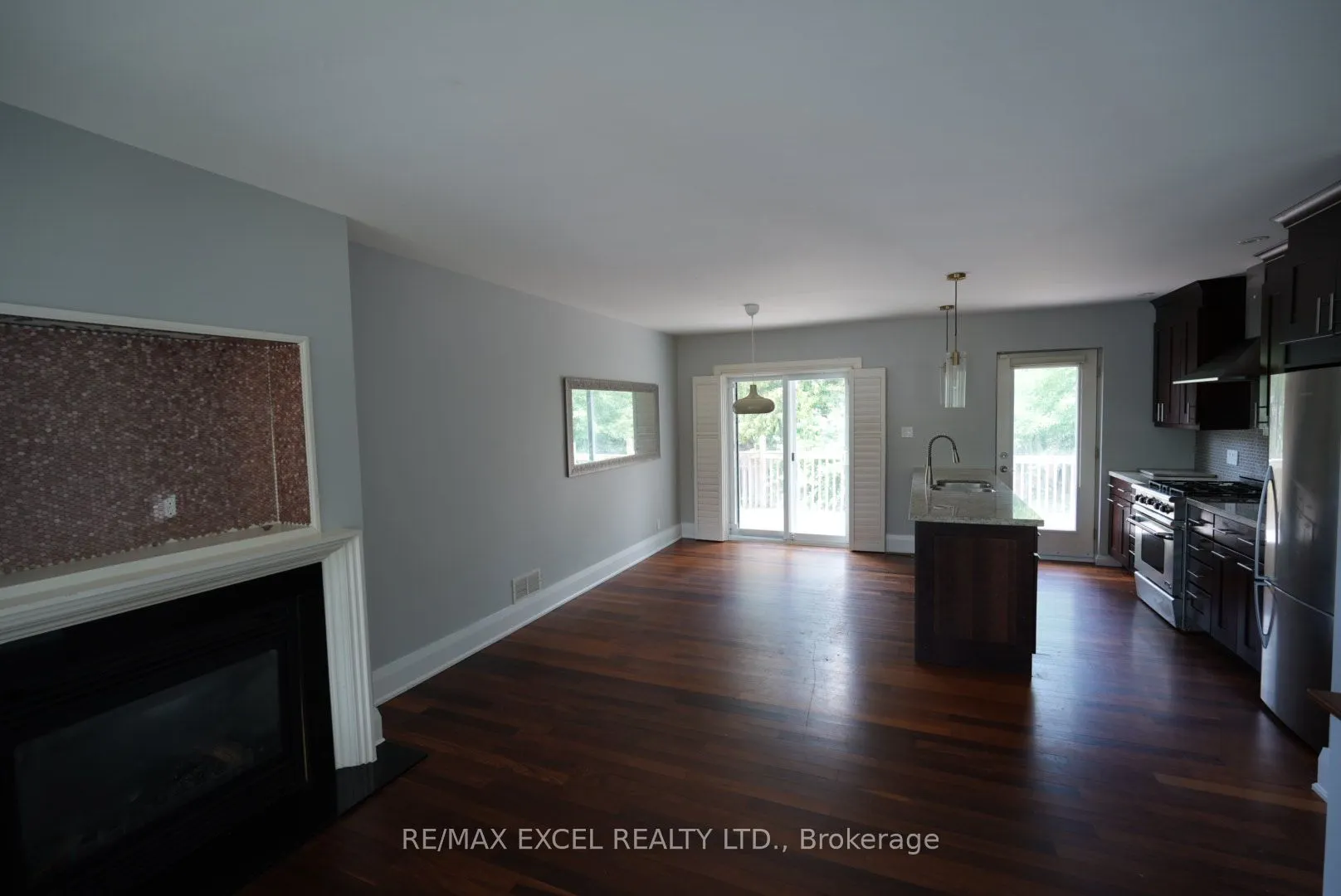 8 Overton Crescent