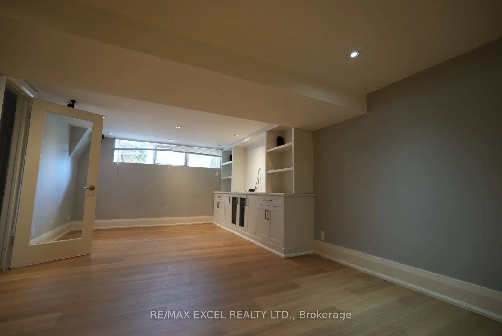 8 Overton Crescent